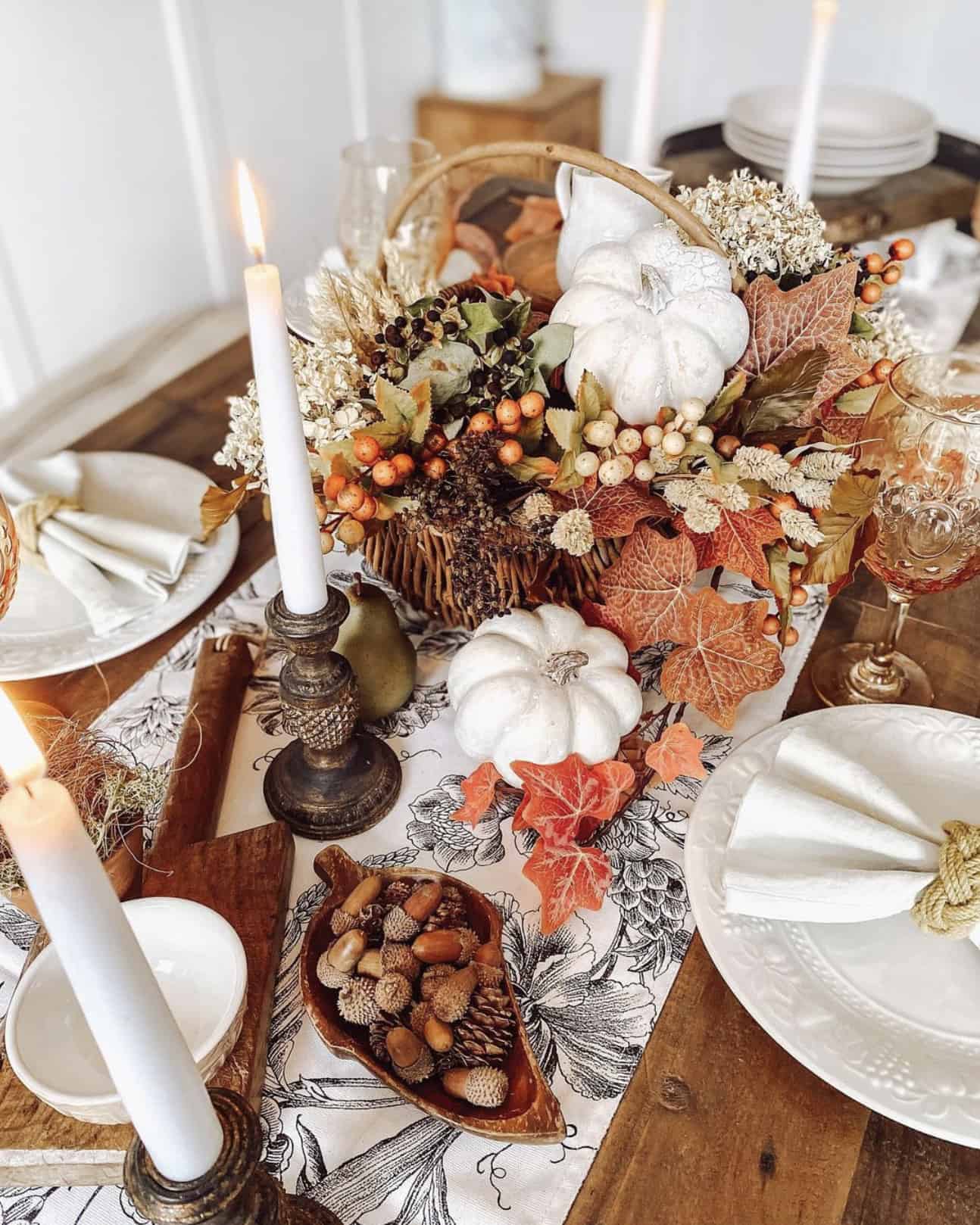 inviting-fall-dining-table-with-flowers-and-pumpkins