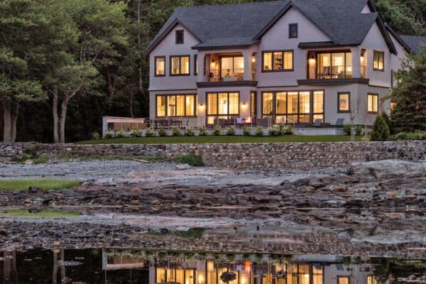 featured posts image for A modern shingle-style home rests peacefully on the Maine coast