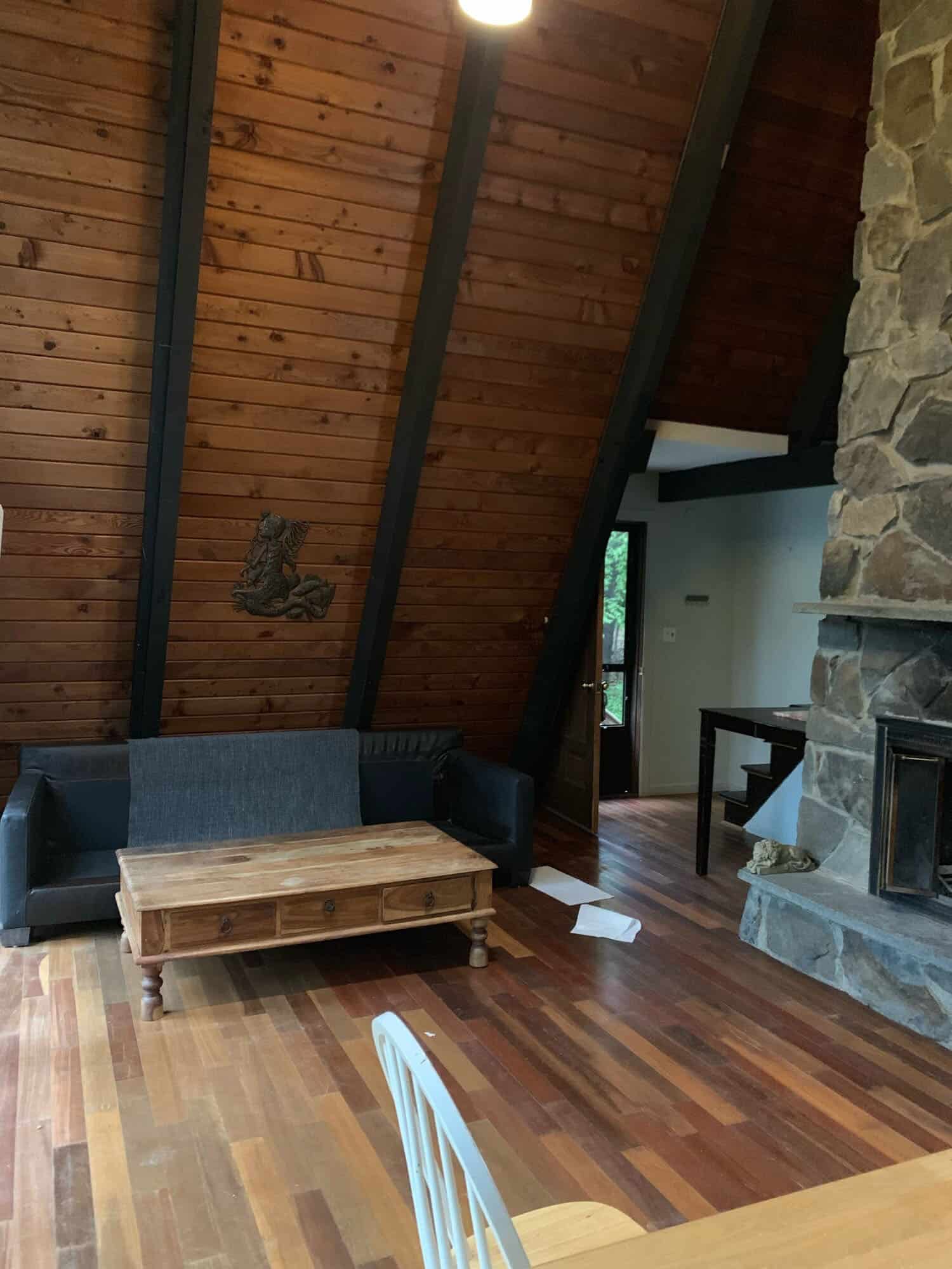 a-frame-cabin-living-room-before-the-renovation