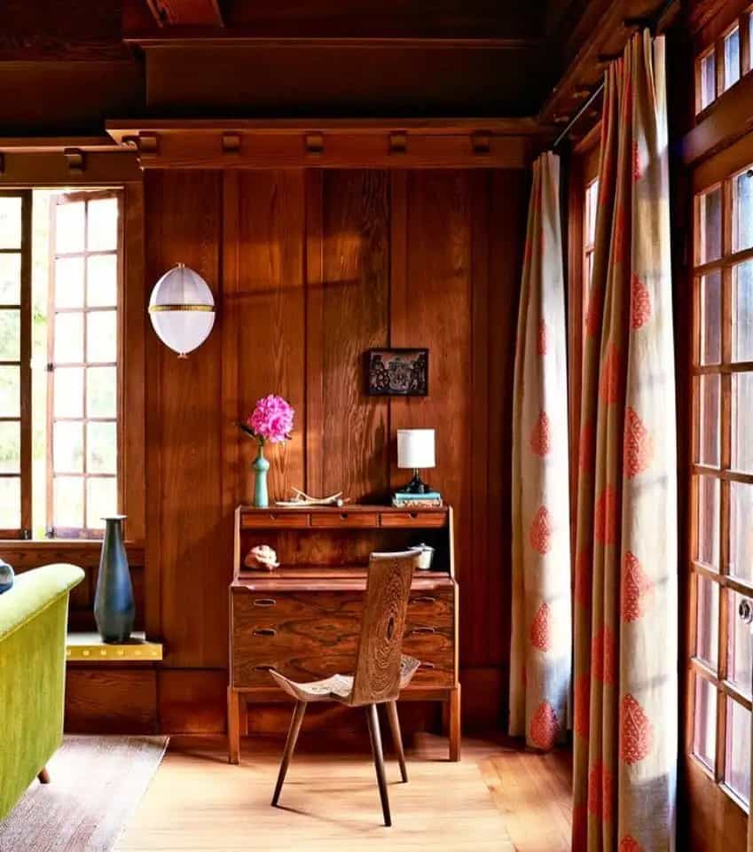 historic-craftsman-living-room