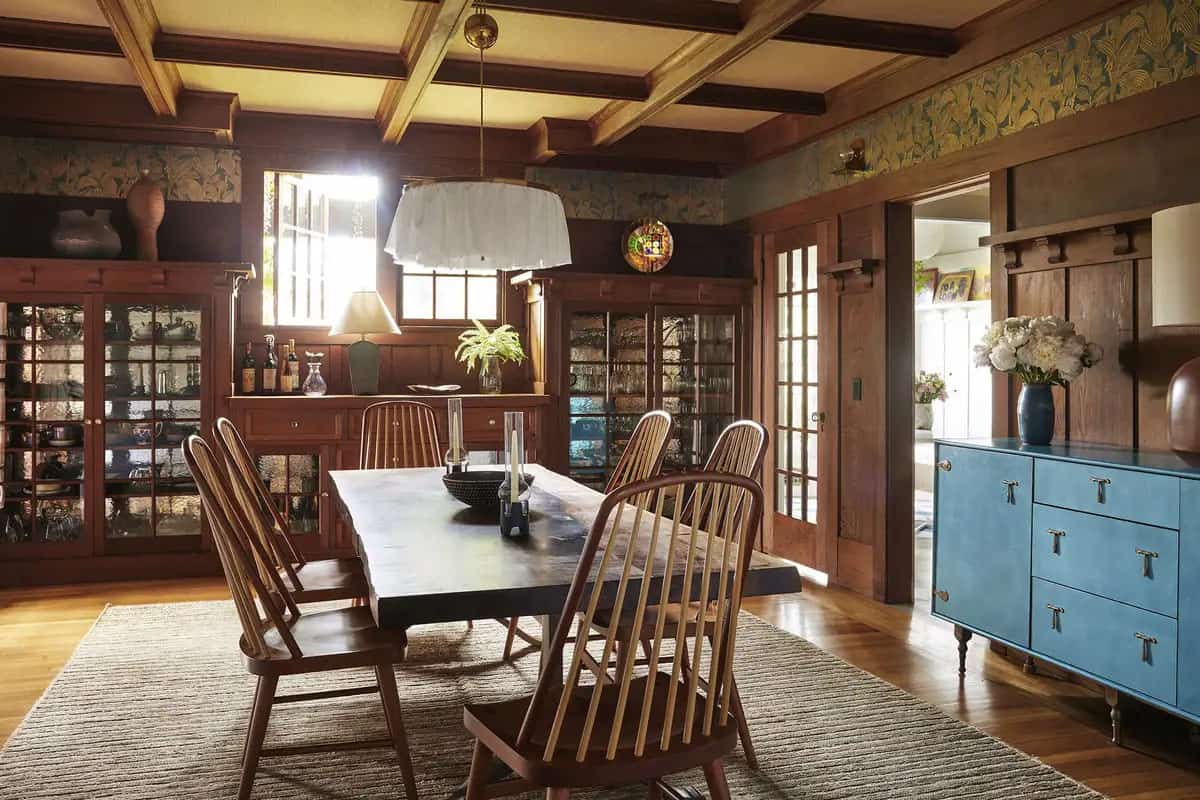 historic-craftsman-dining-room