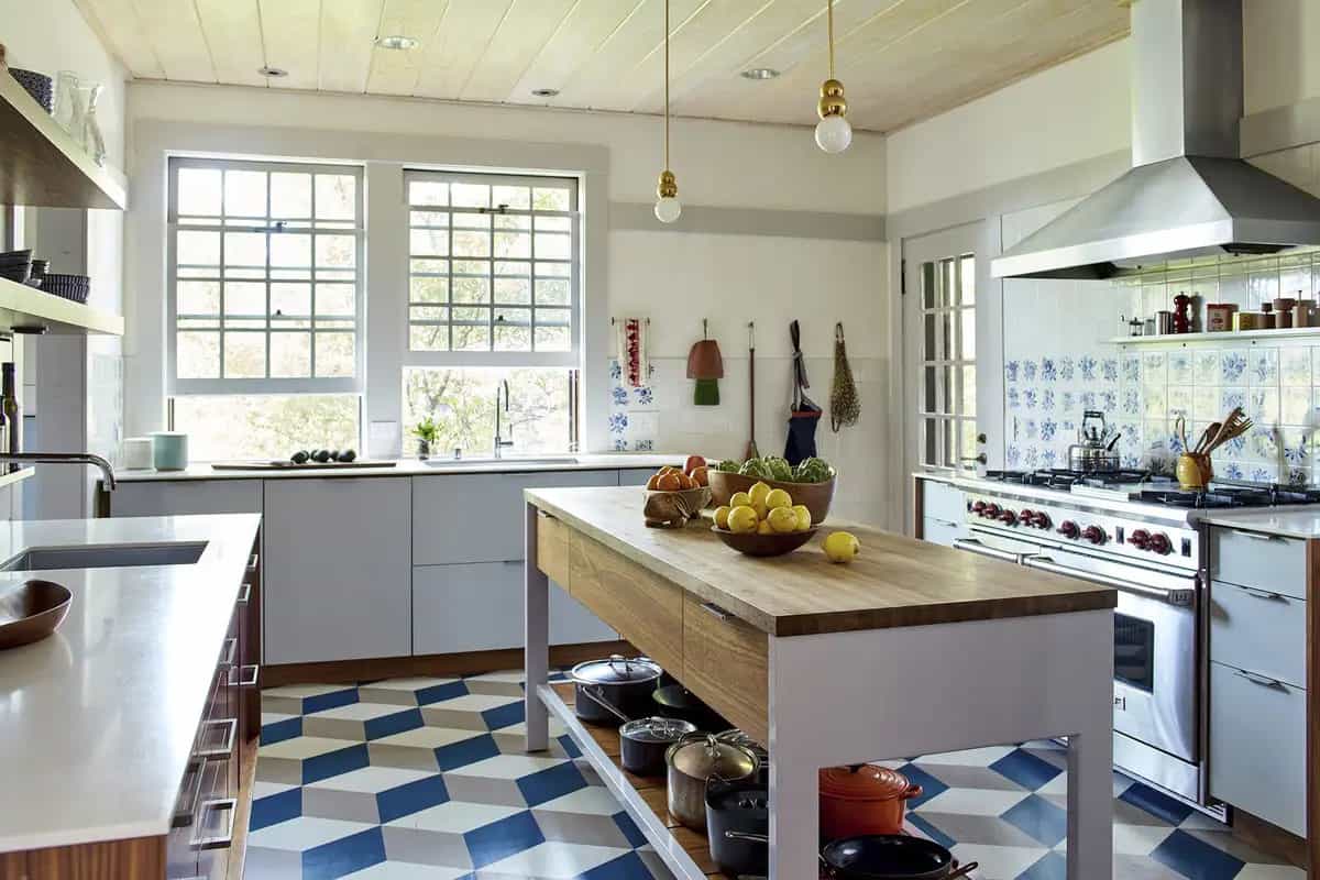historic-craftsman-kitchen