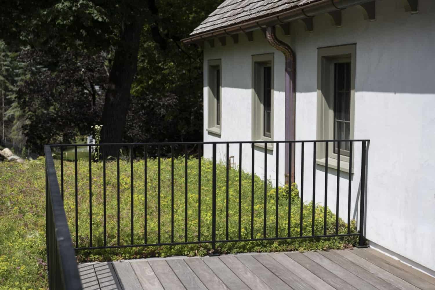 modern-european-cottage-style-home-exterior