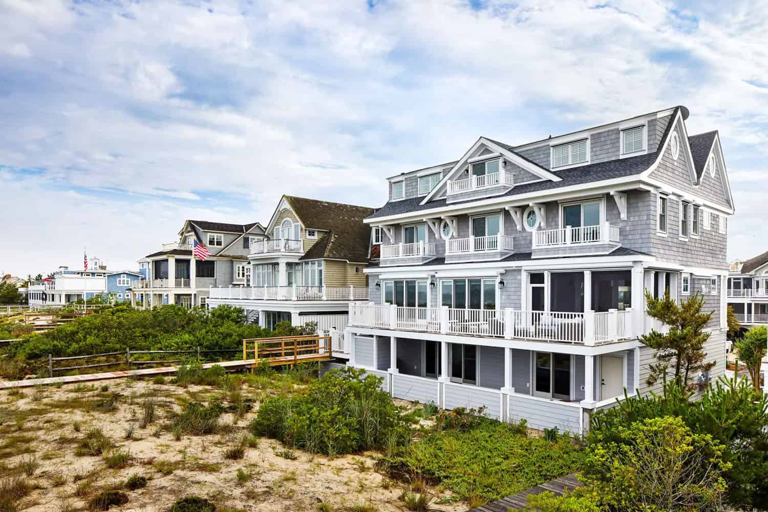 beach-house-exterior