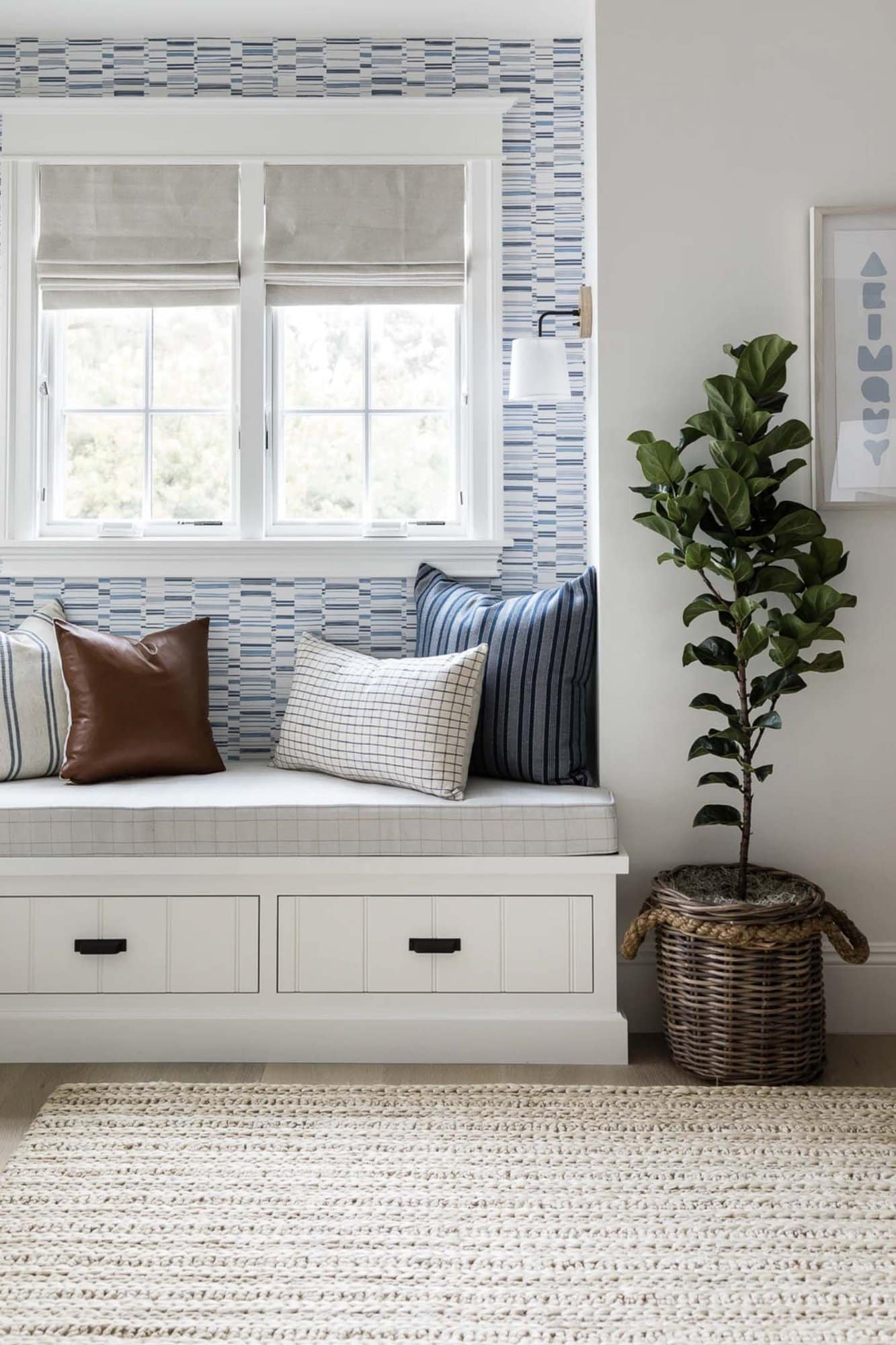 traditional style boys bunk bedroom built-in window seat