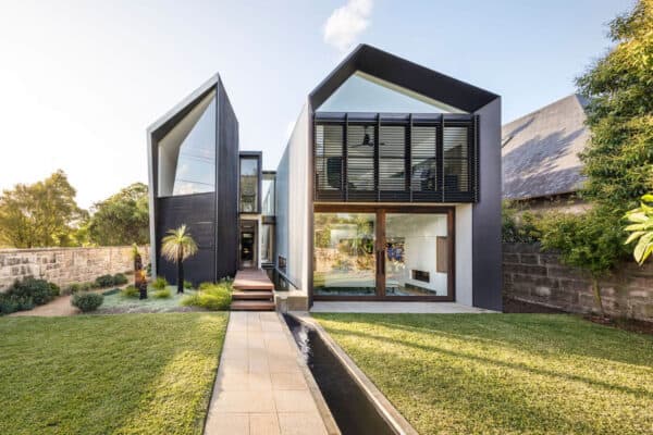 featured posts image for See this amazing Australian house created to mimic a natural gorge