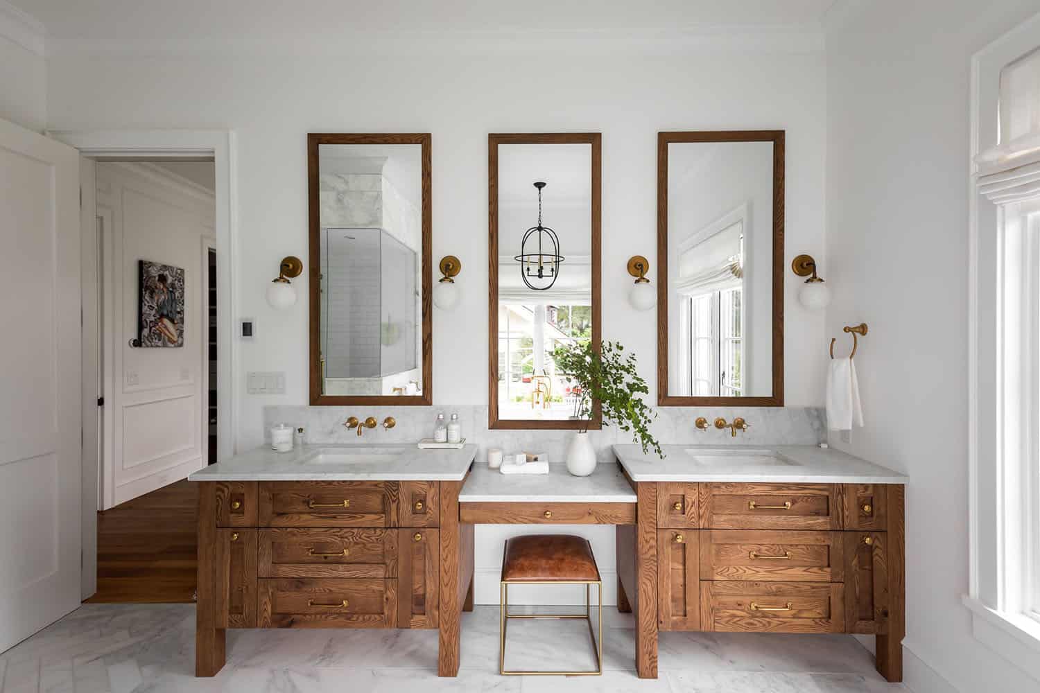 french-country-bathroom-vanity