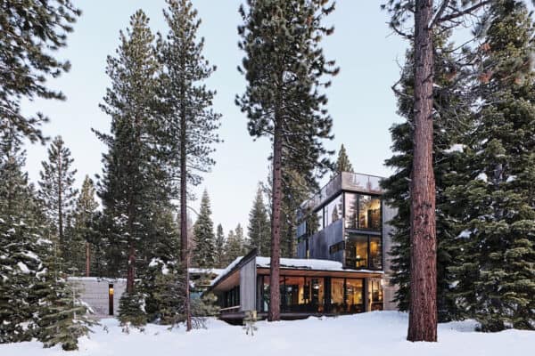 featured posts image for An impressive forest house in Truckee with stunning design details