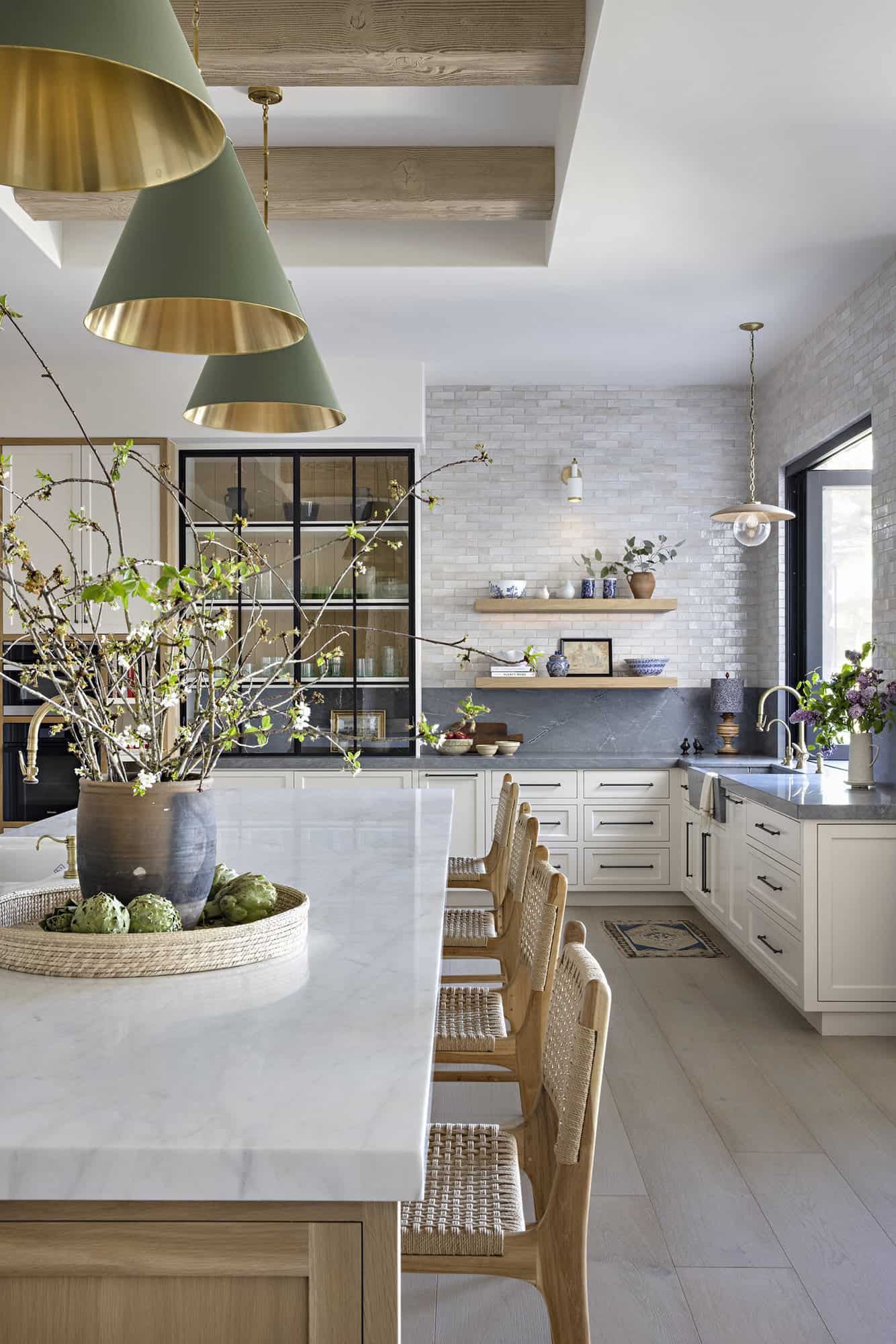 modern-mediterranean-style-kitchen