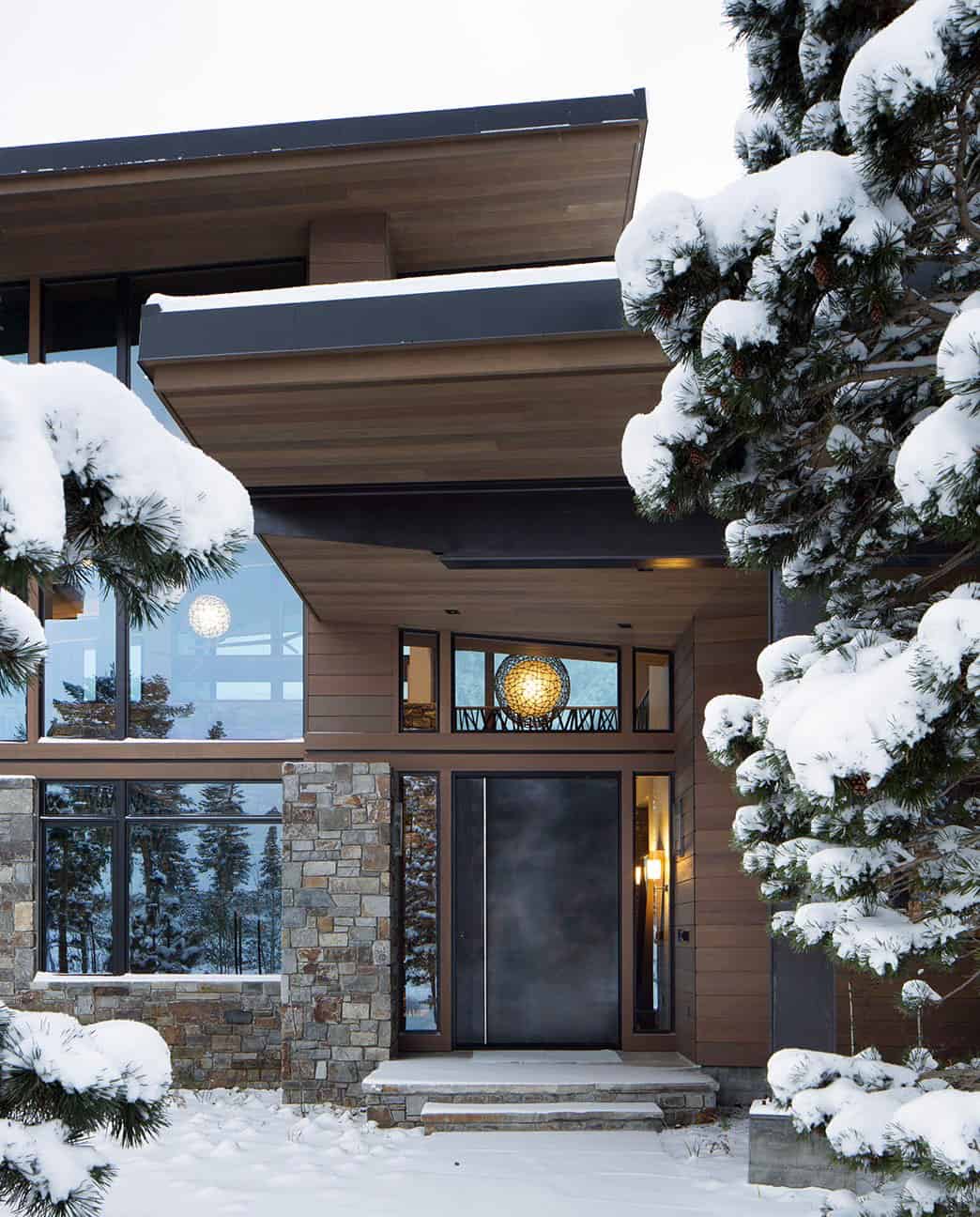 mountain-modern-home-entry-with-snow