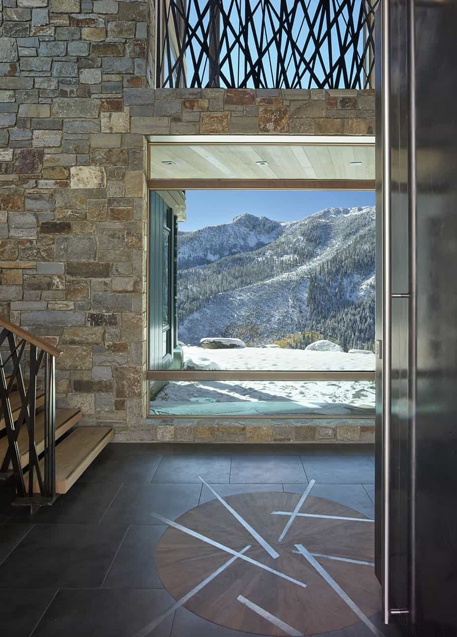 mountain-modern-home-entry