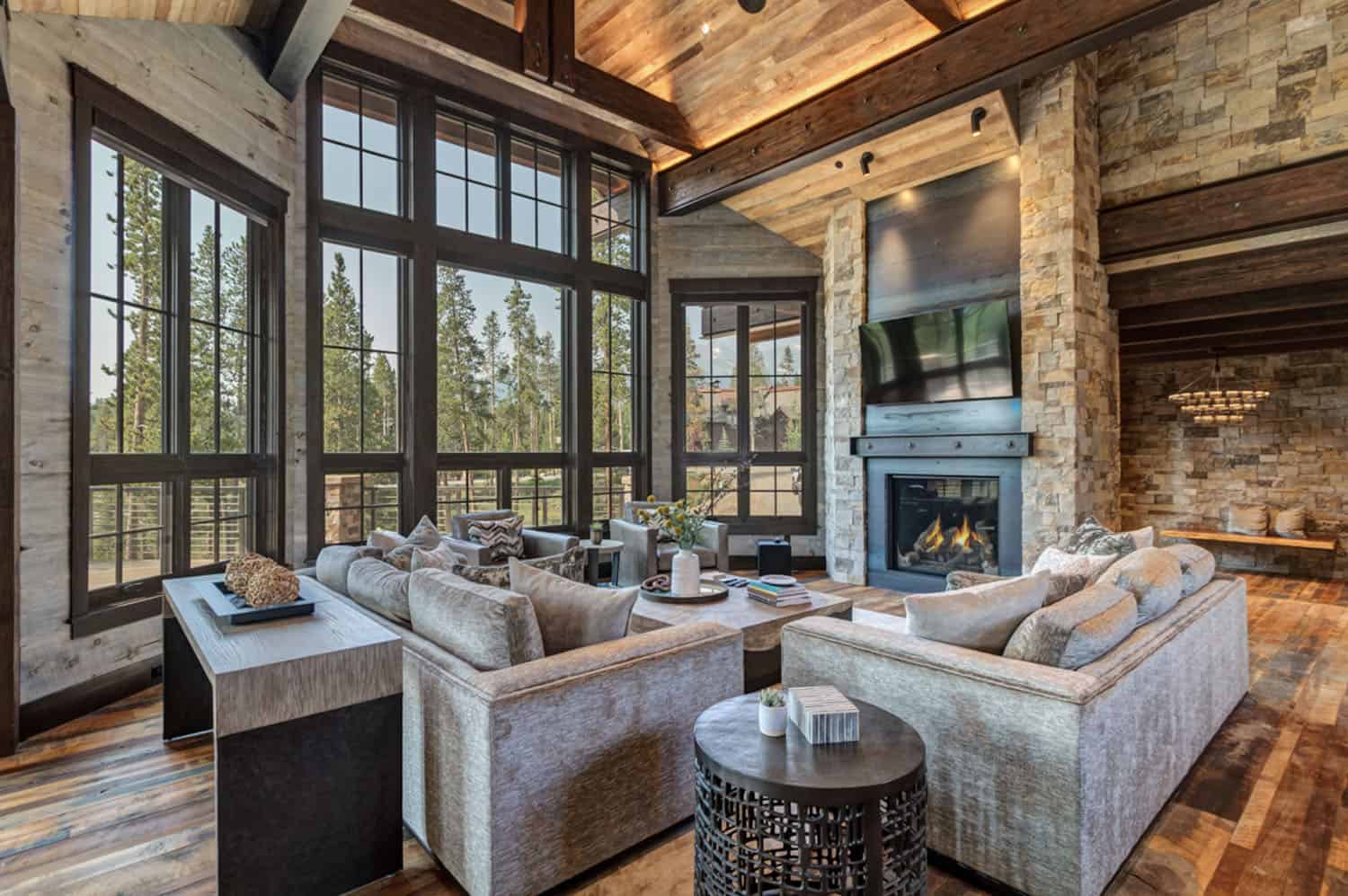 rustic-modern-colorado-mountain-living-room
