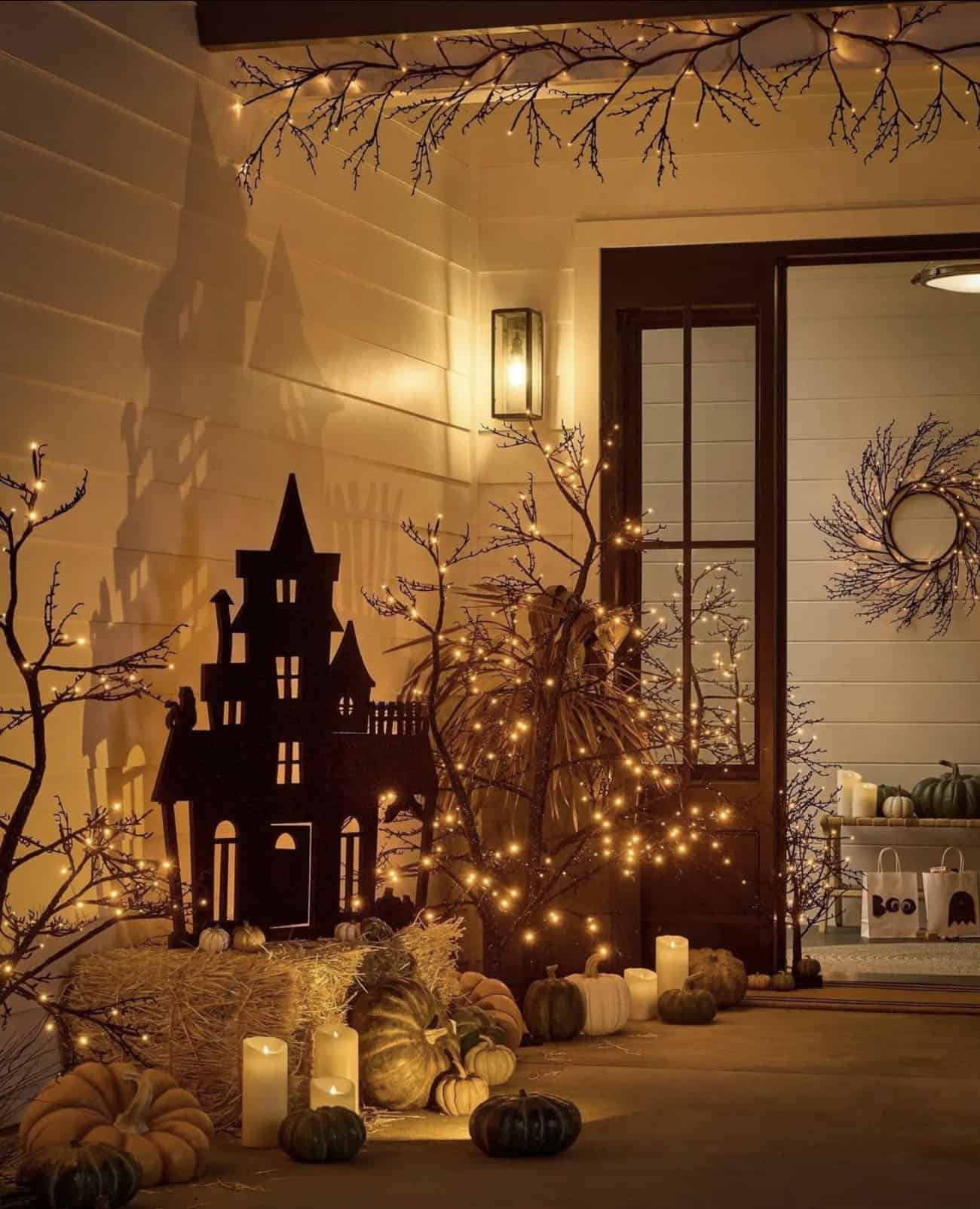 spooky-yet-elegant-halloween-decorated-front-porch