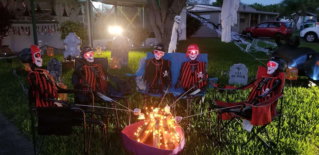 skeletons-roasting-marshmallows