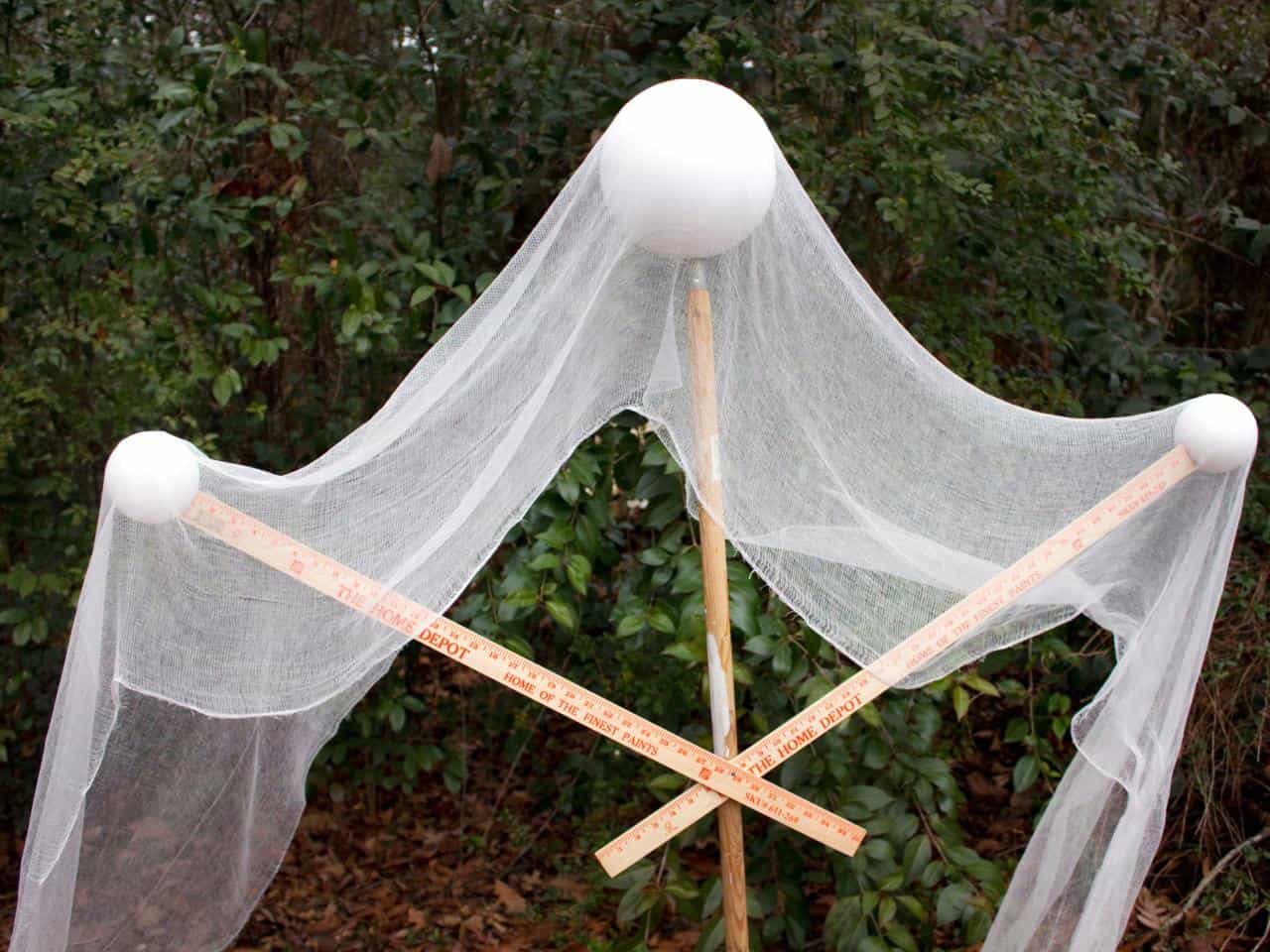 life-size-halloween-ghost