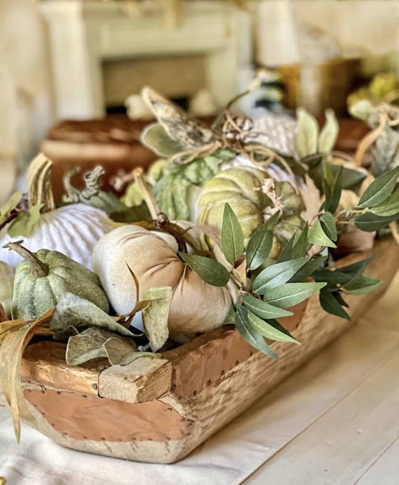 rustic-fall-table-centerpiece
