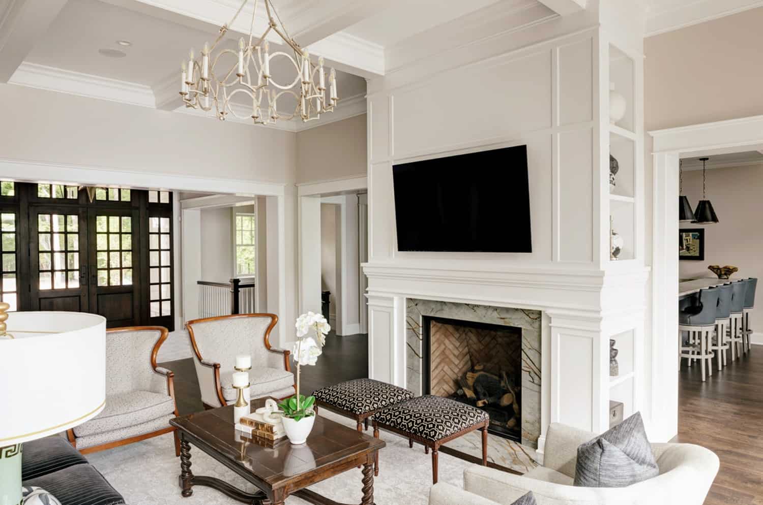 traditional-style-living-room-fireplace