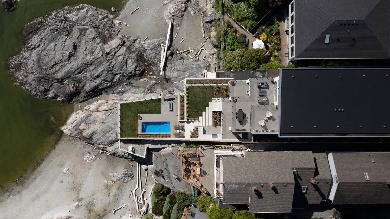 contemporary-house-aerial-view