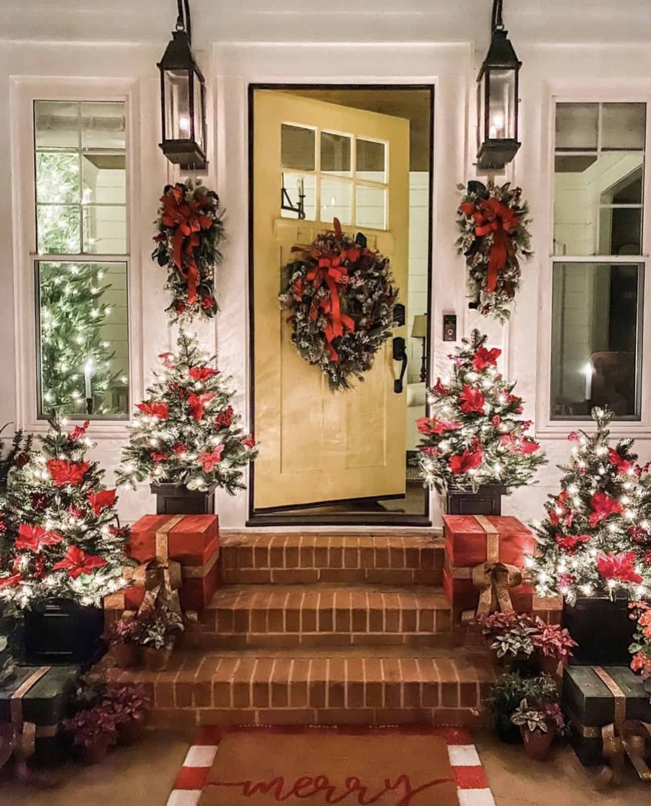 christmas-decorated-front-porch-red-and-green-color-scheme