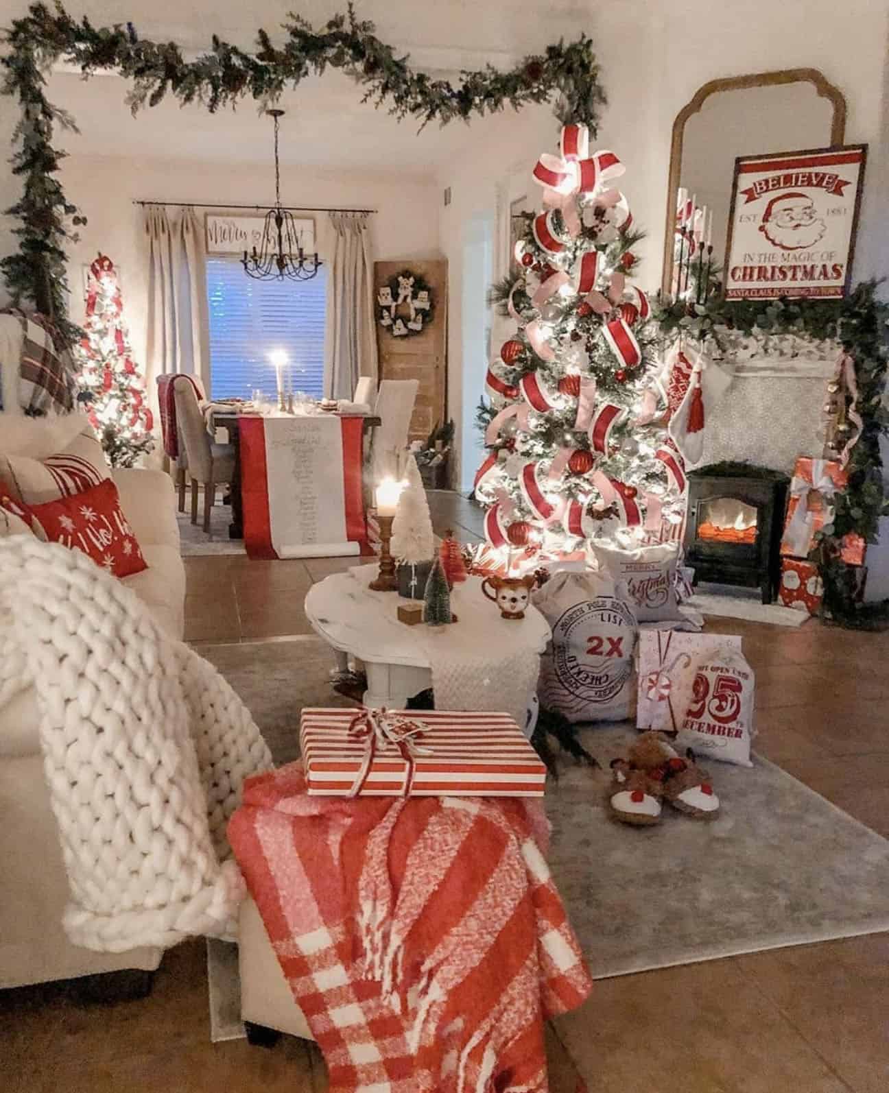 warm-and-cozy-christmas-decorated-living-room