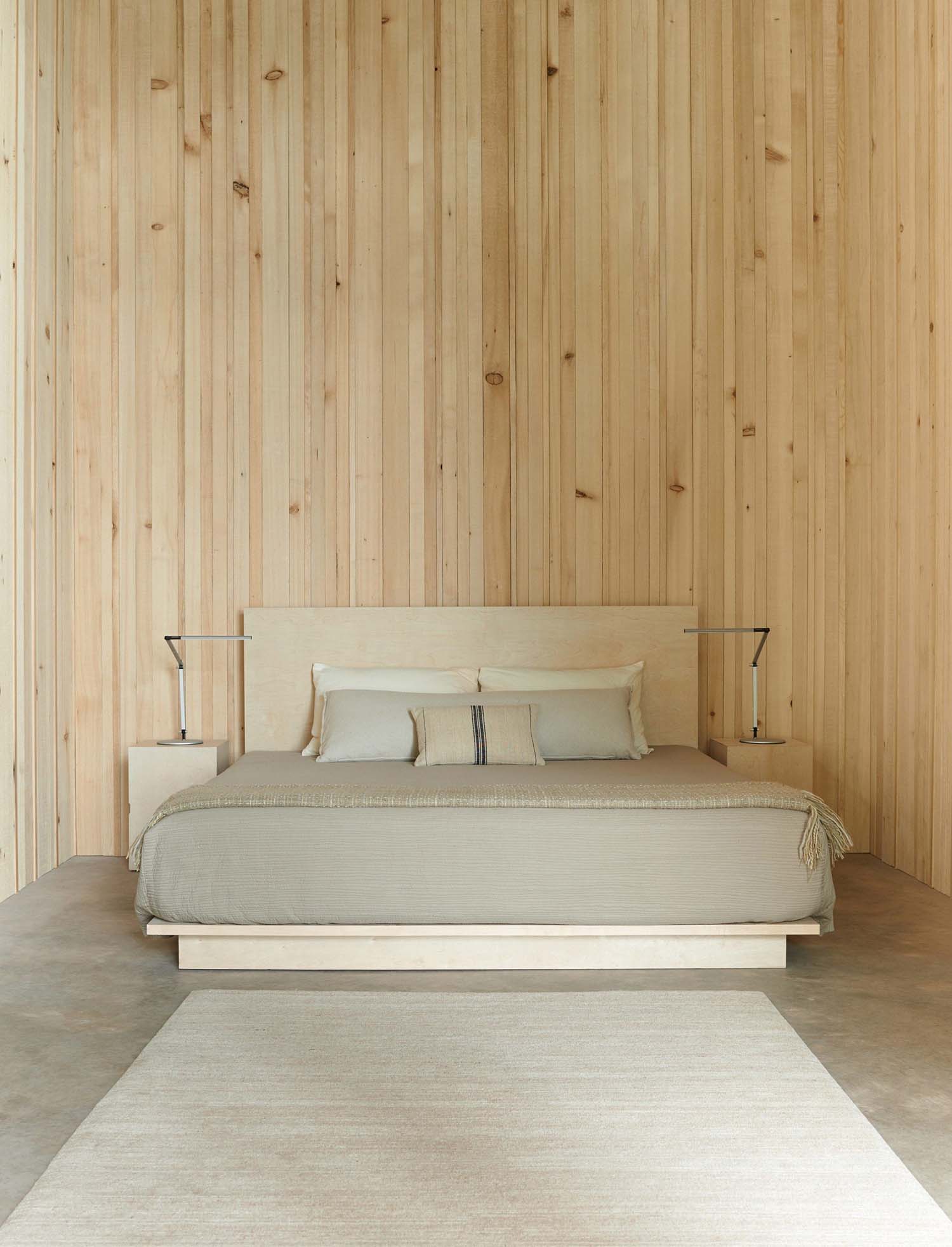 modern-cabin-bedroom