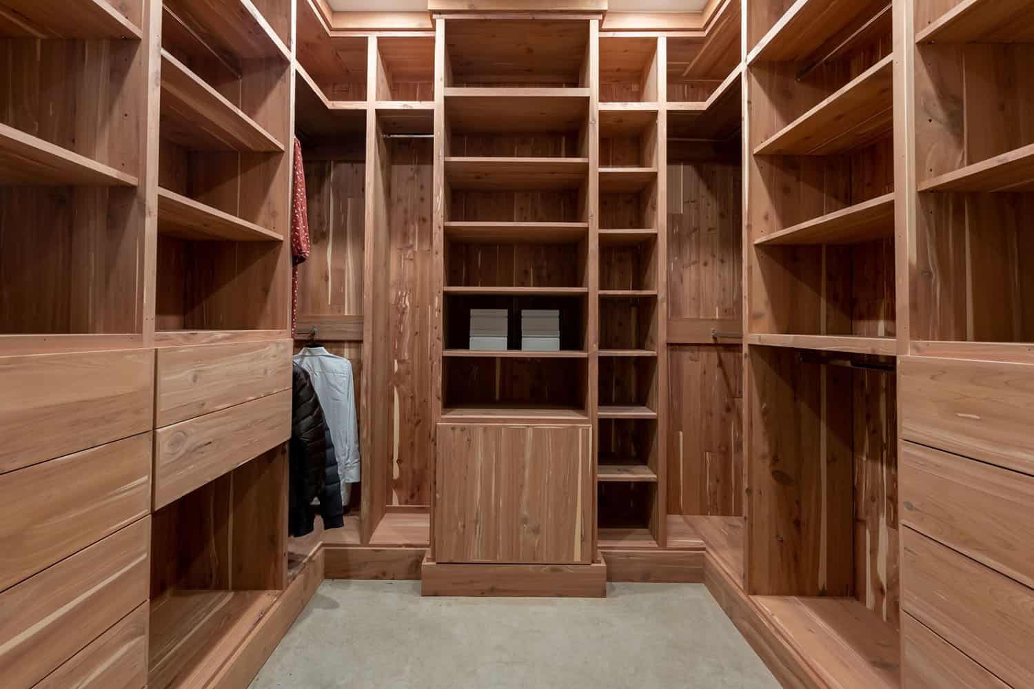 modern-bedroom-closet