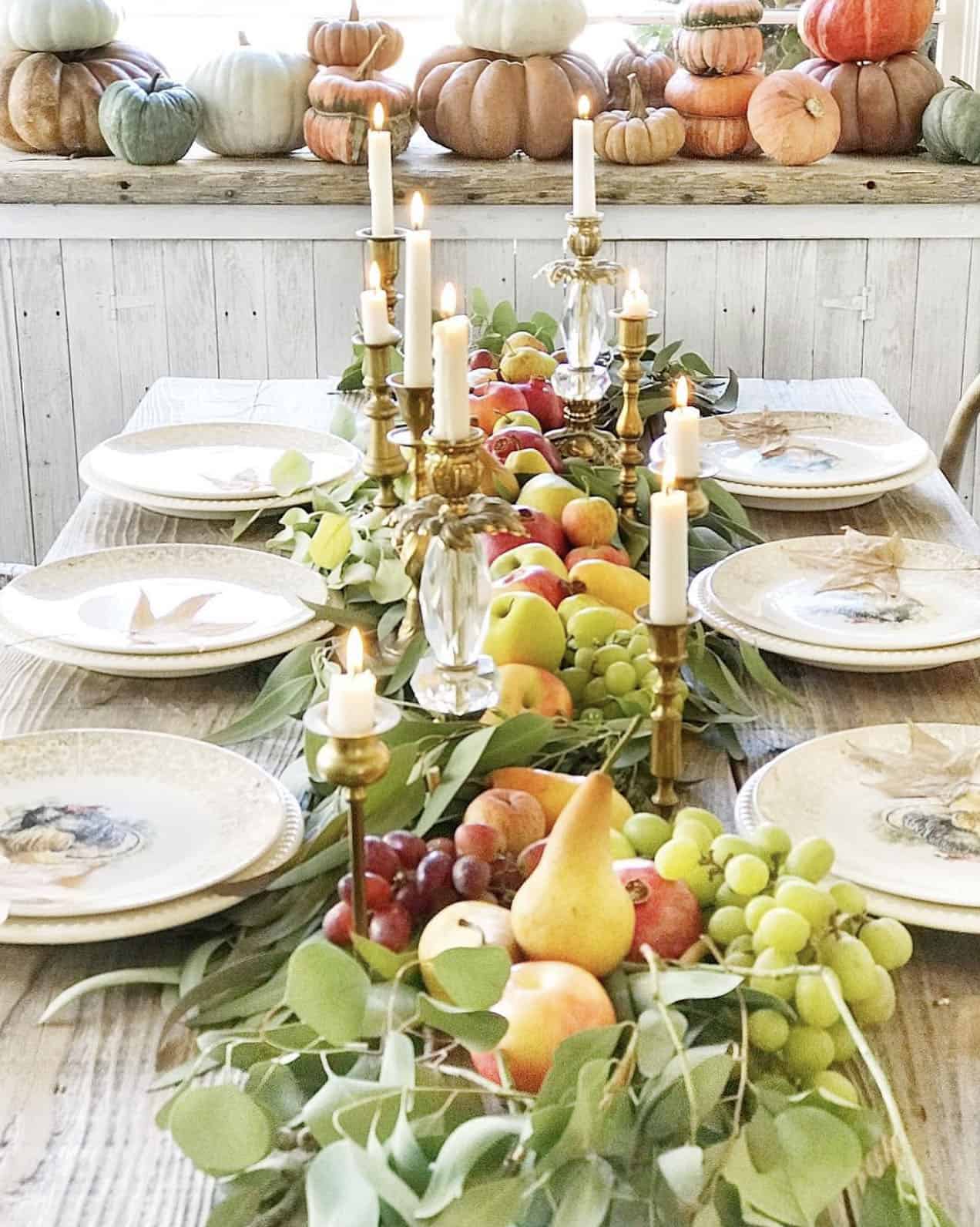 diy-thanksgiving-dining-table-with-a-fruit-centerpiece