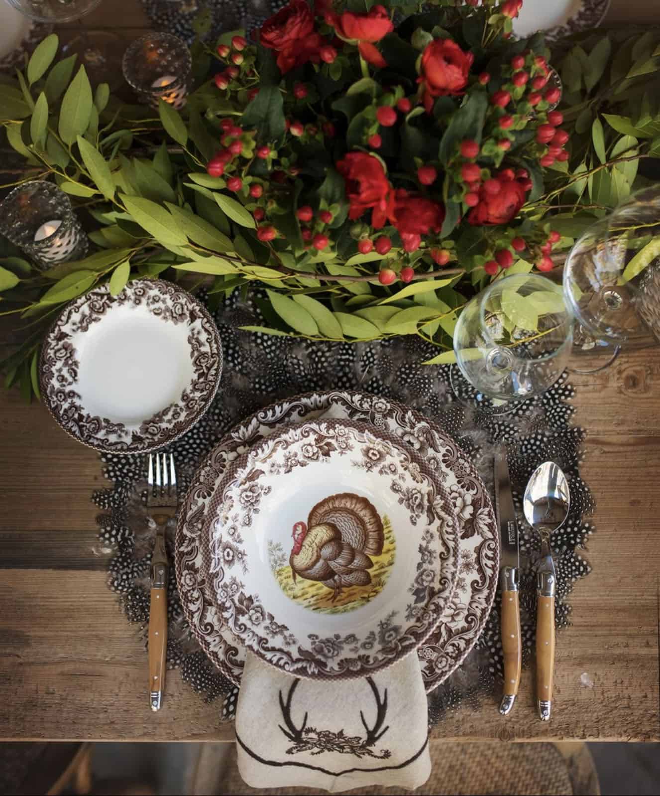 rustic-refined-thanksgiving-decorated-dining-table