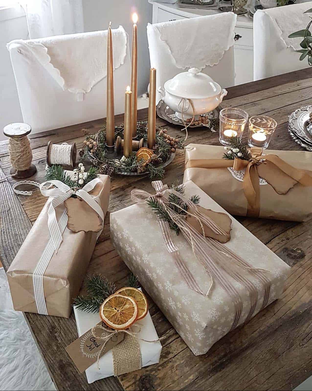 dining-table-with-wrapped-christmas-presents