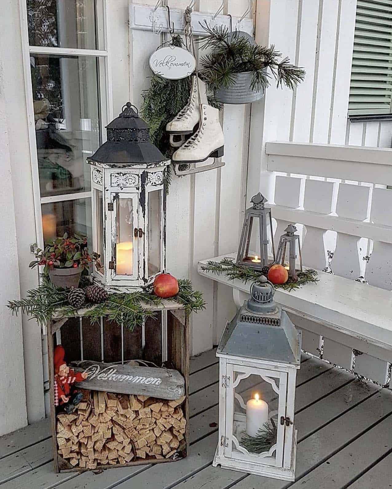scandinavian-style-christmas-decorated-front-porch