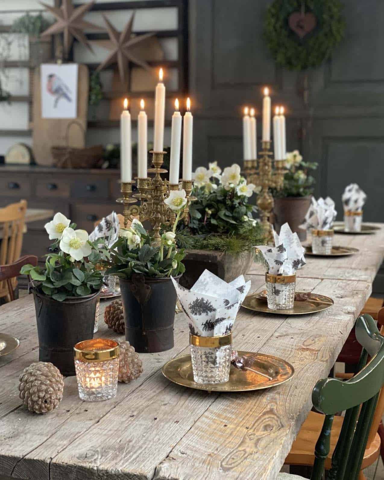 vintage-christmas-table-setting