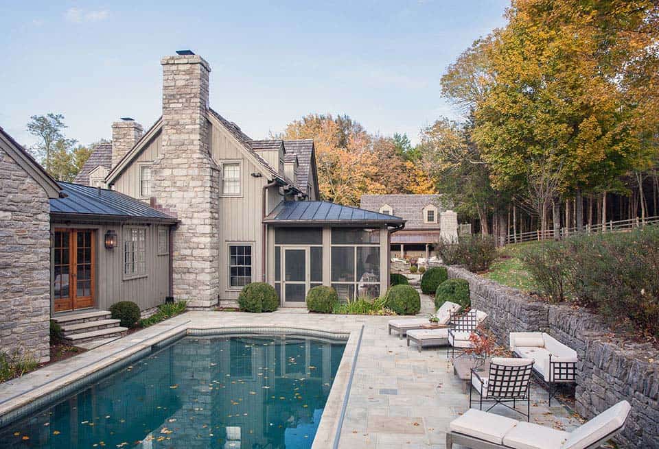historic-country-estate-pool