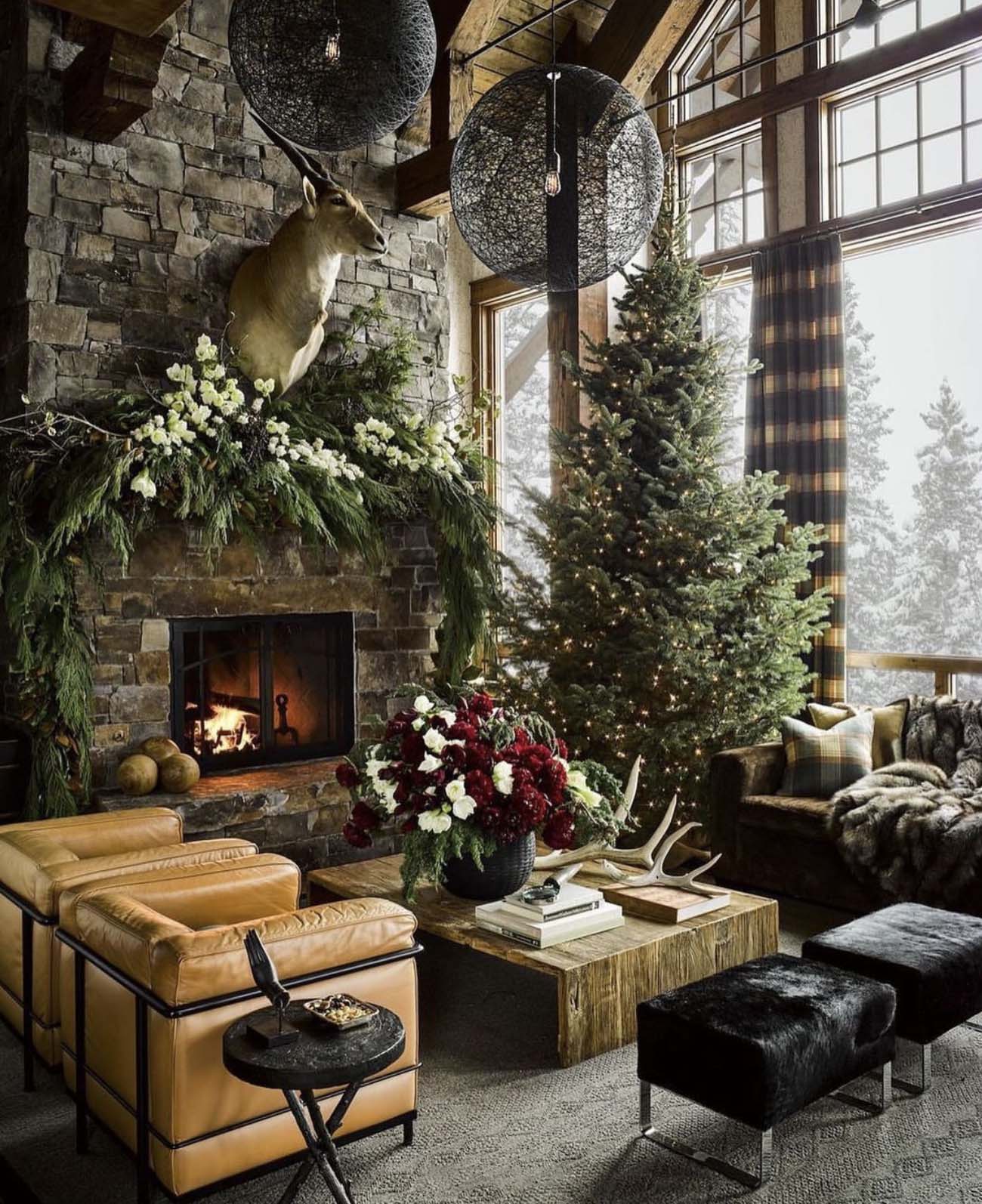 christmas-decorated-cabin-living-room