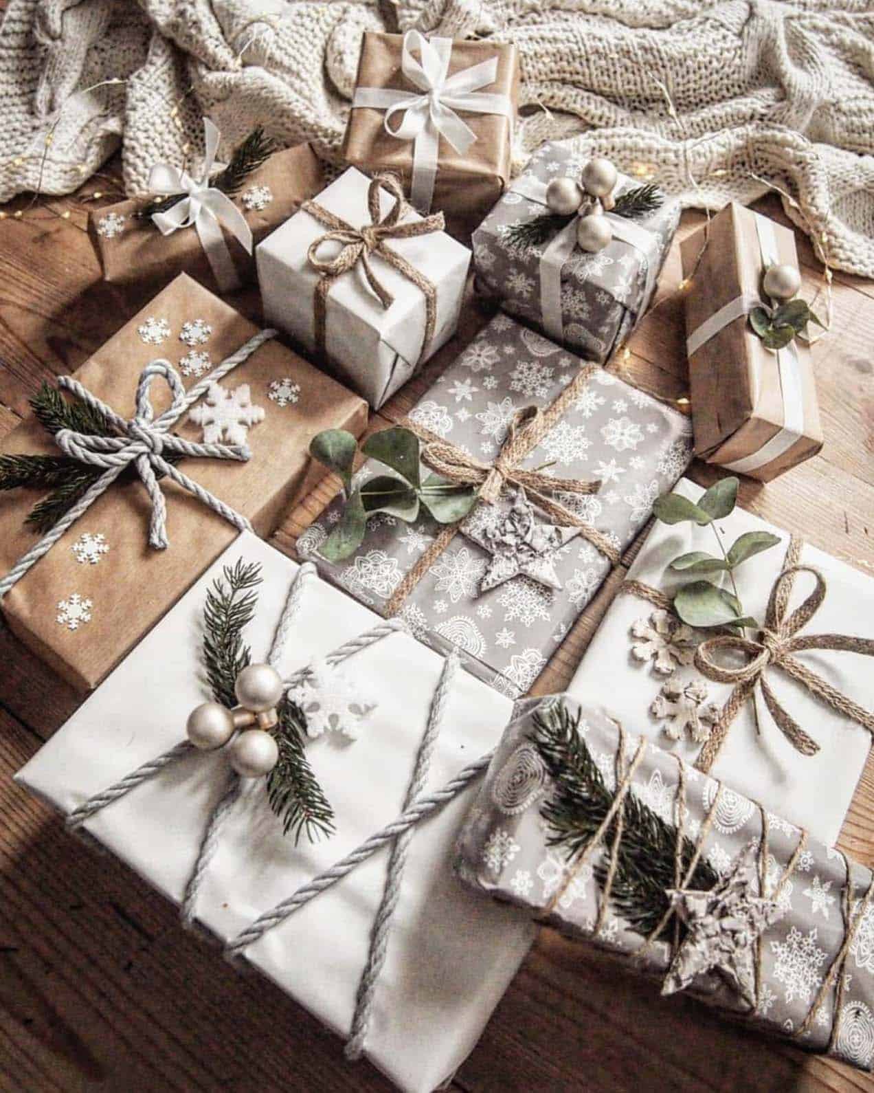chrsitmas-wrapped-presents