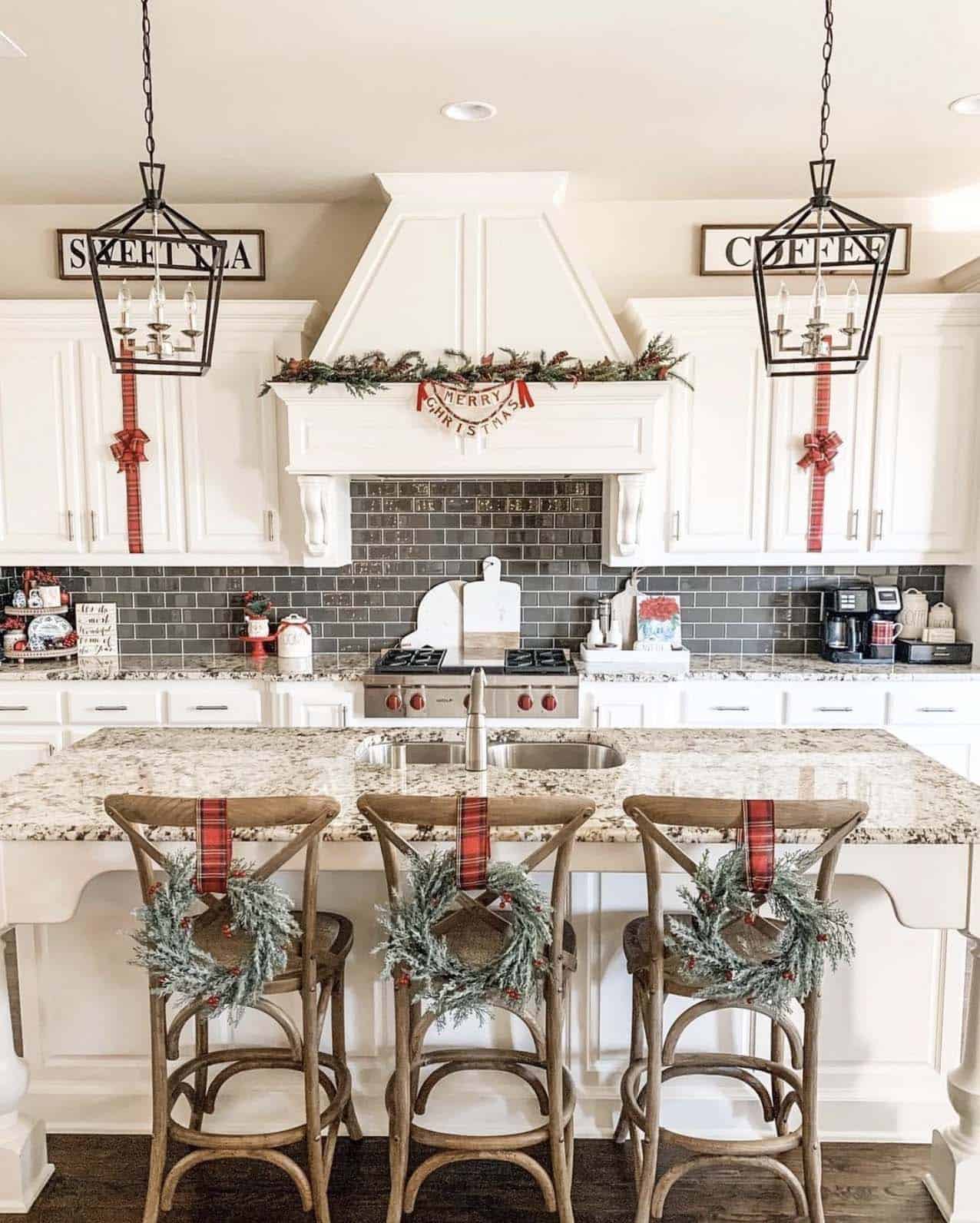 farmhouse-style-kitchen-decorated-for-kitchen-with-wreaths-on-the-chair-backs