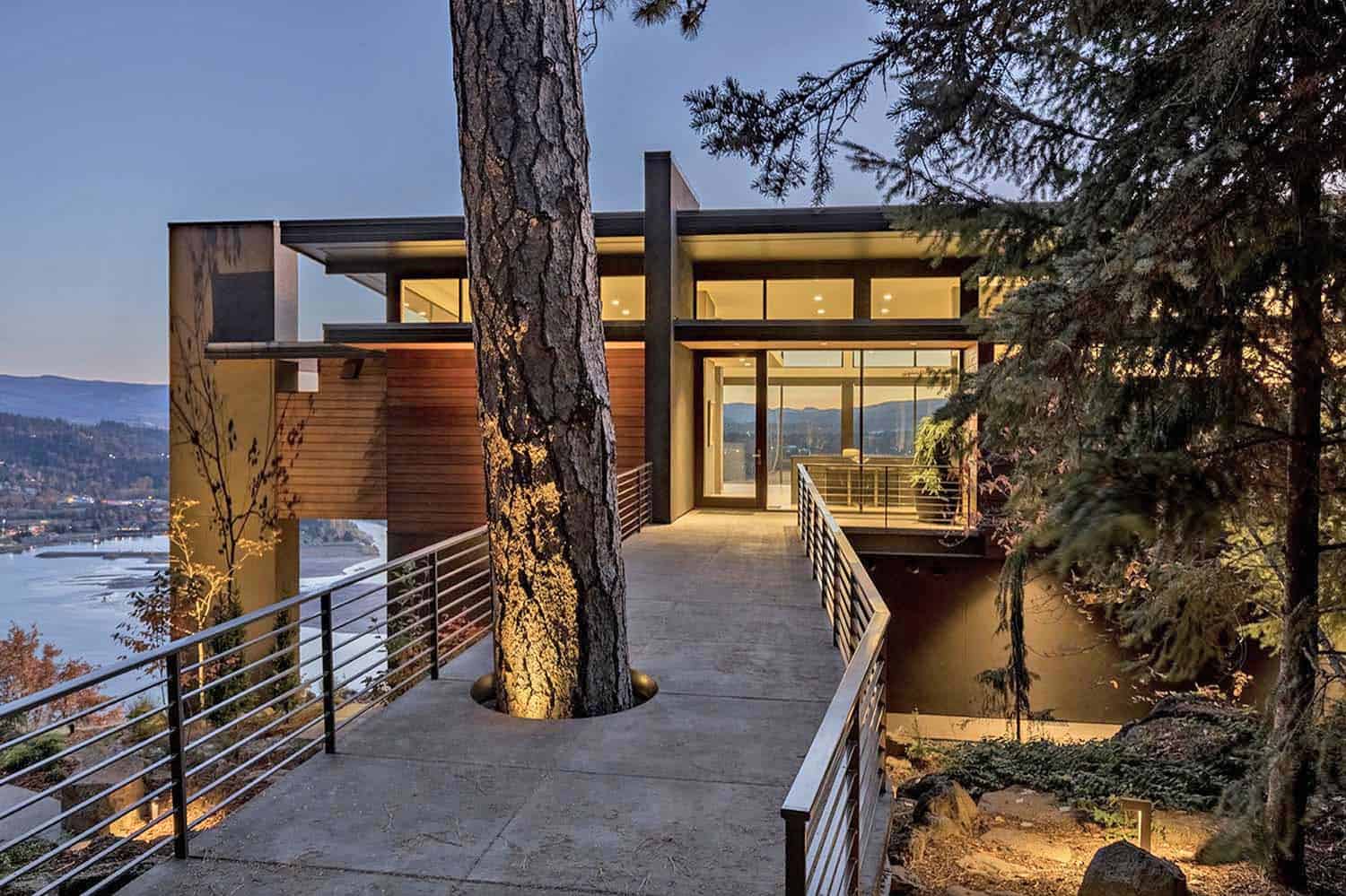 Tour this spectacular cliff house retreat perched over the Columbia River