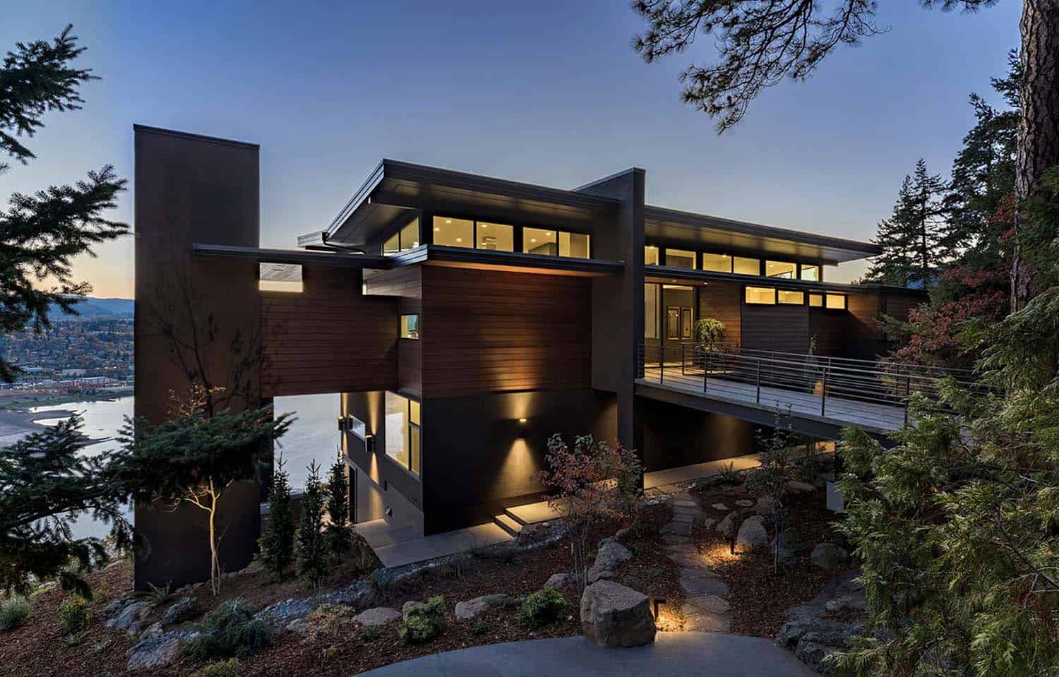 modern-cliff-house-exterior-at-dusk