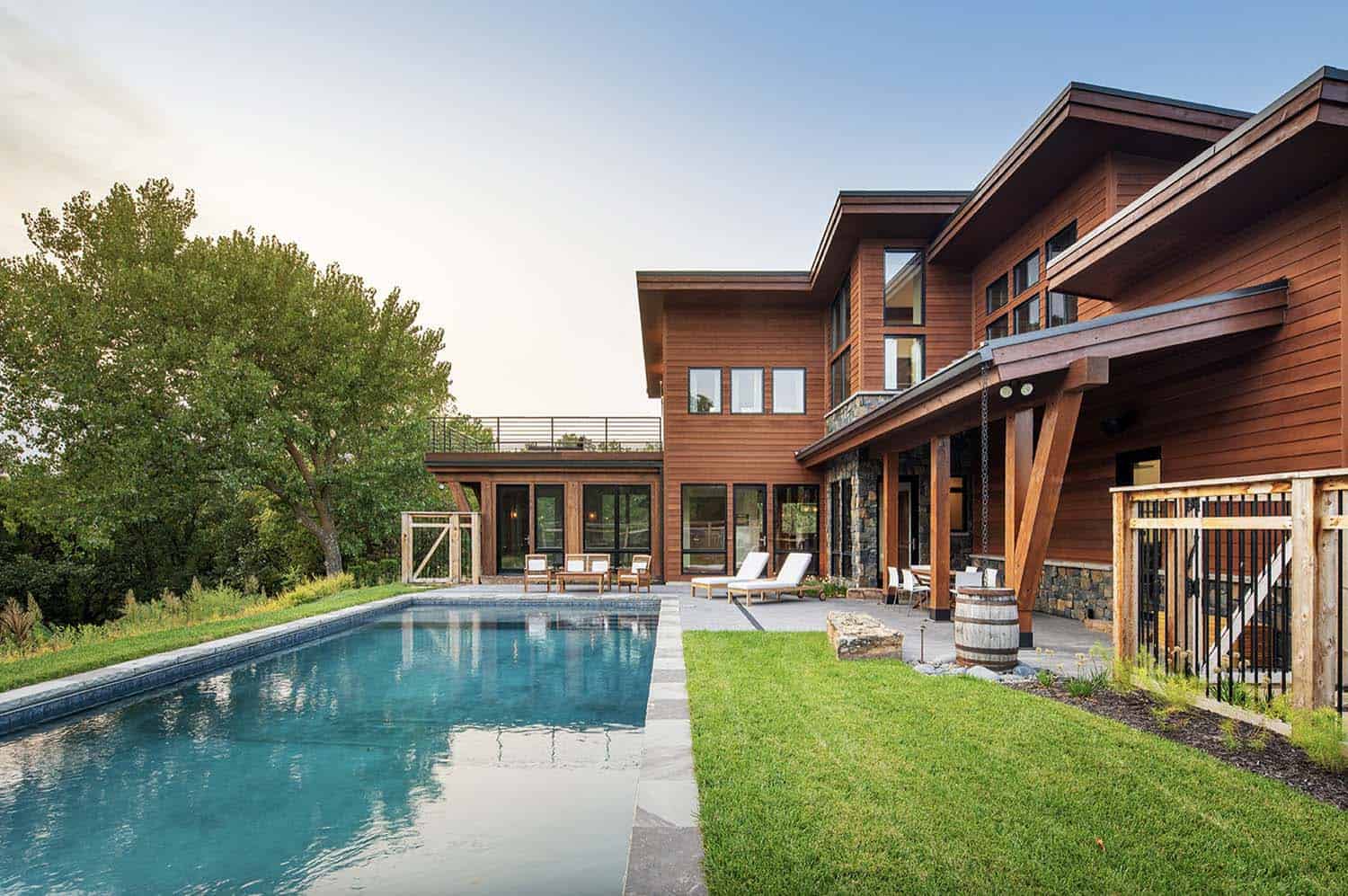 rustic-home-exterior-with-a-pool