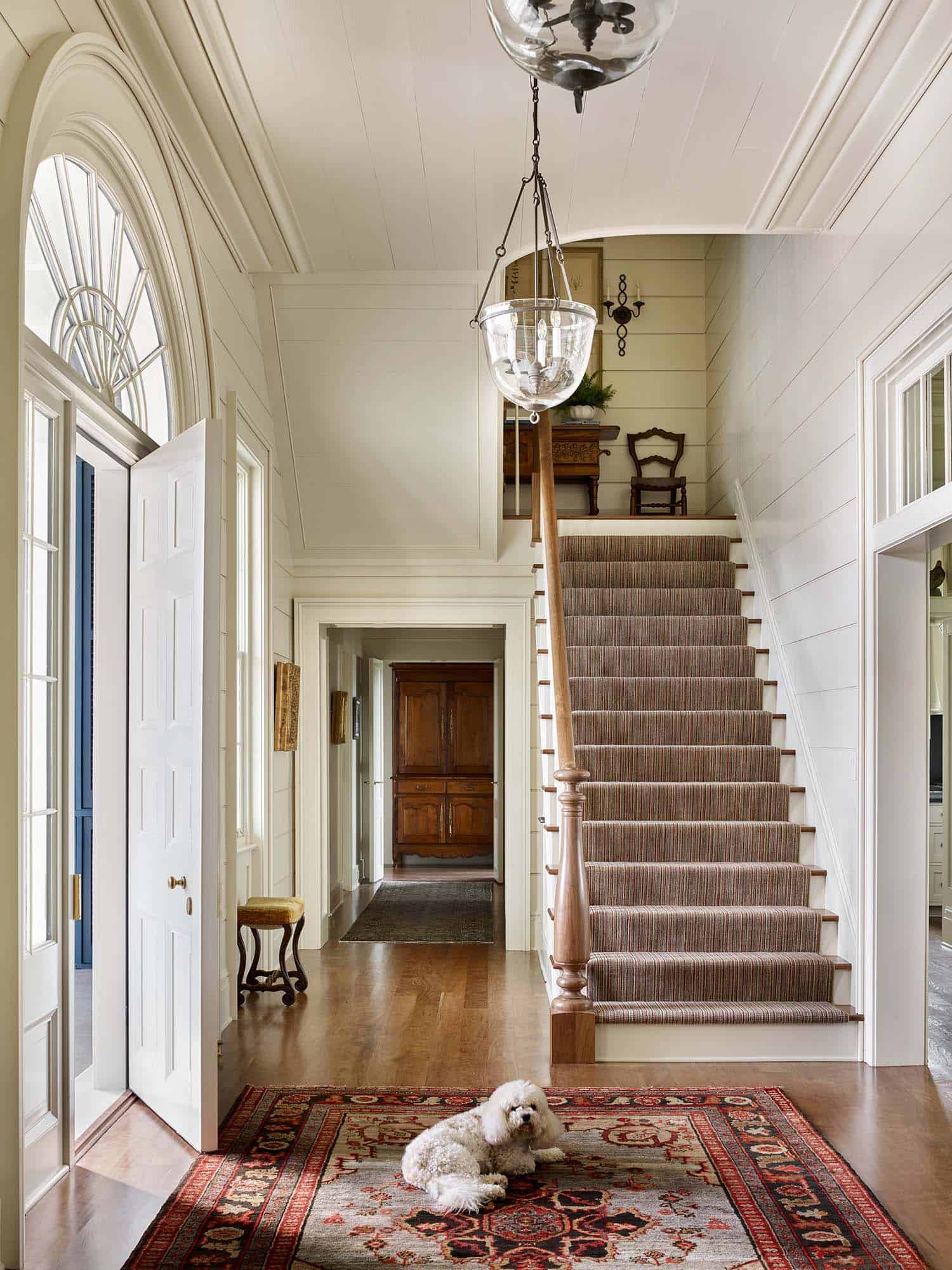 traditional-home-entry-with-a-staircase