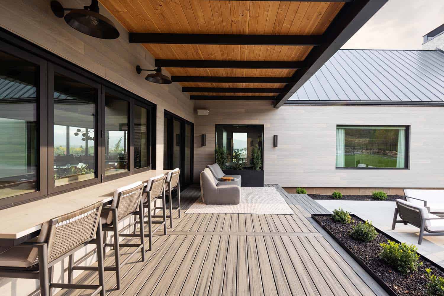 contemporary-mountain-home-covered-patio