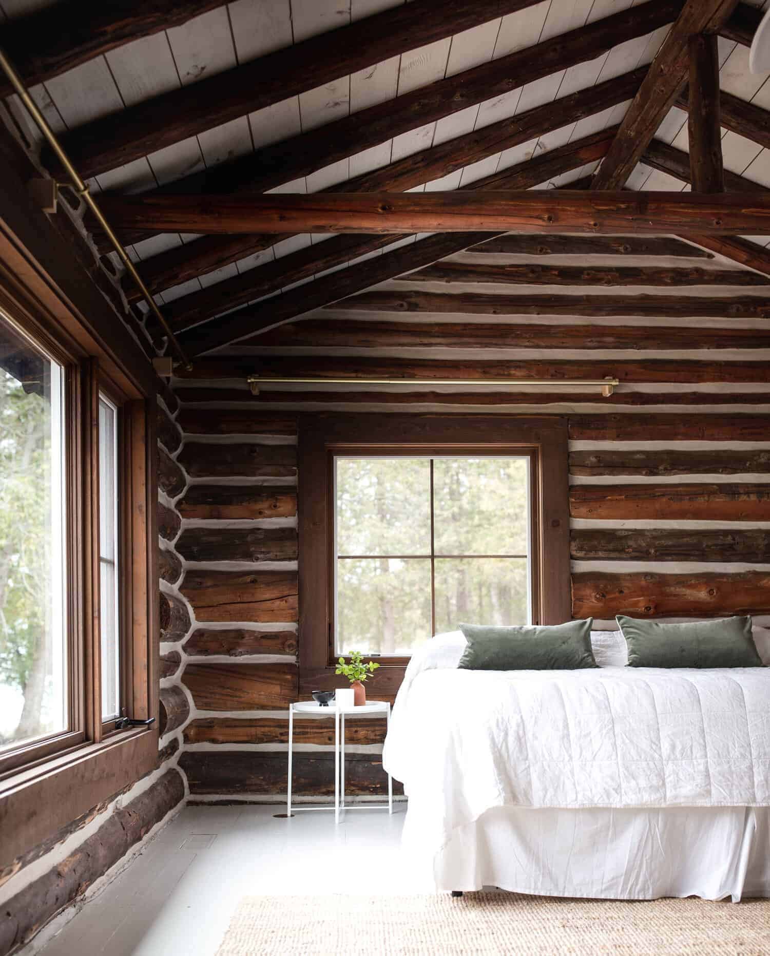 log-cabin-renovated-bedroom