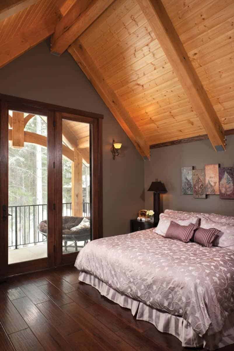 mountain-timber-frame-bedroom-with-lake-views