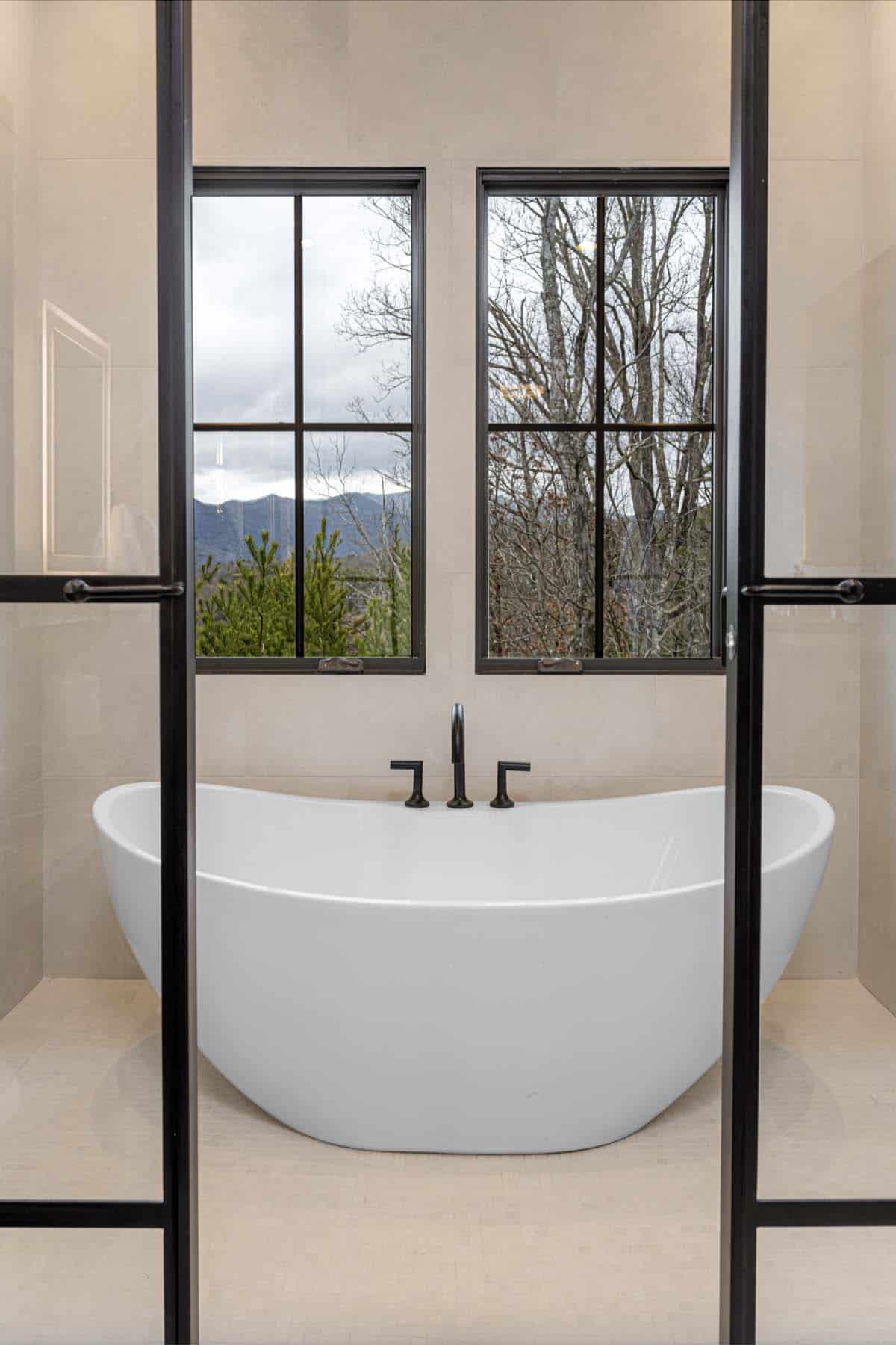 modern-bathroom-shower-and-tub