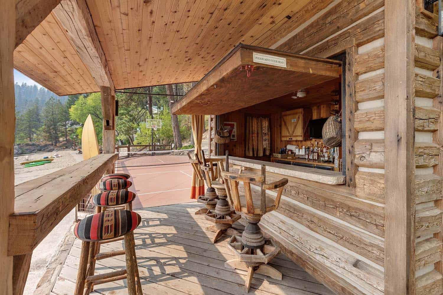 rustic-lakside-paradise-cabin-outdoor-bar