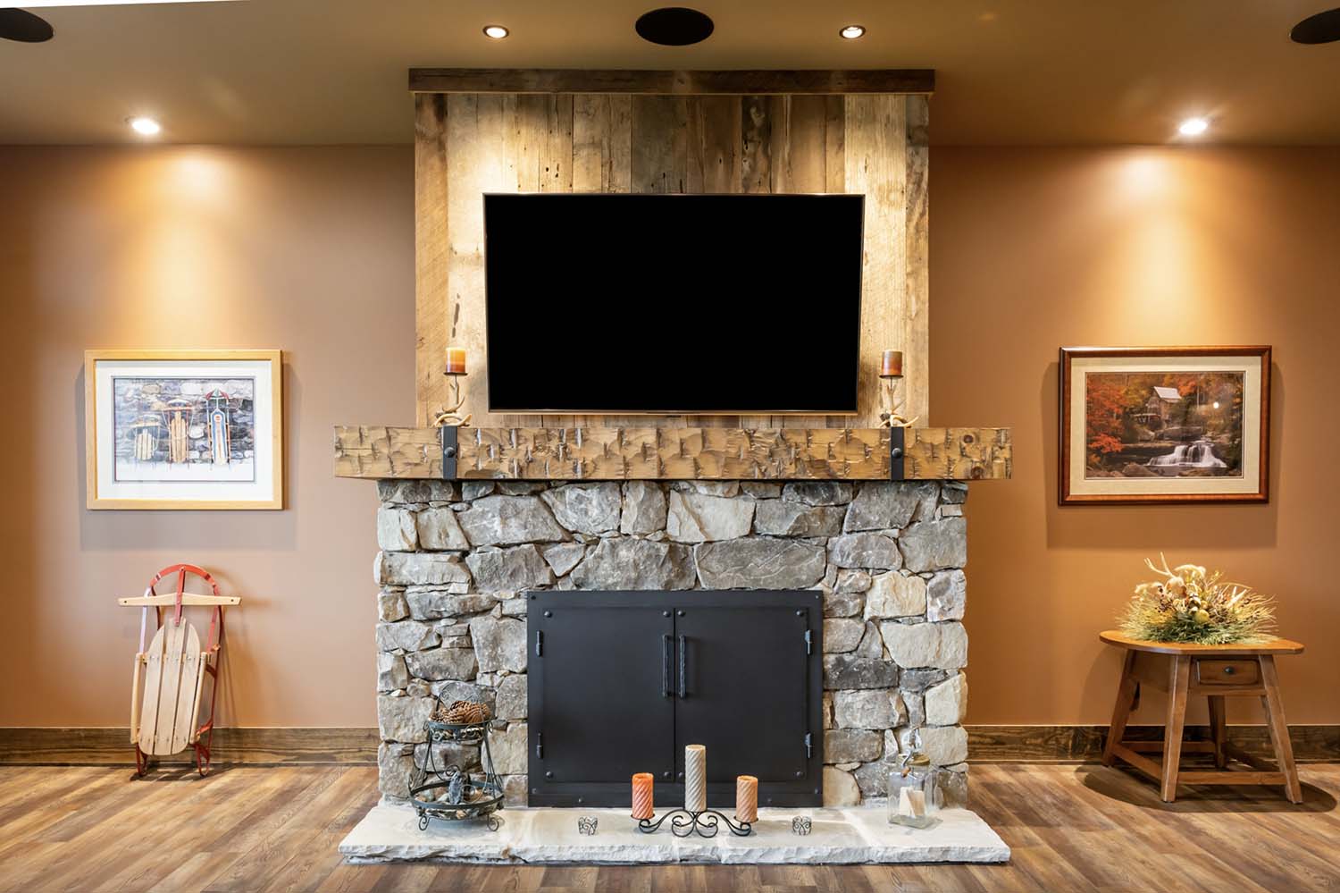 rustic-family-room-fireplace