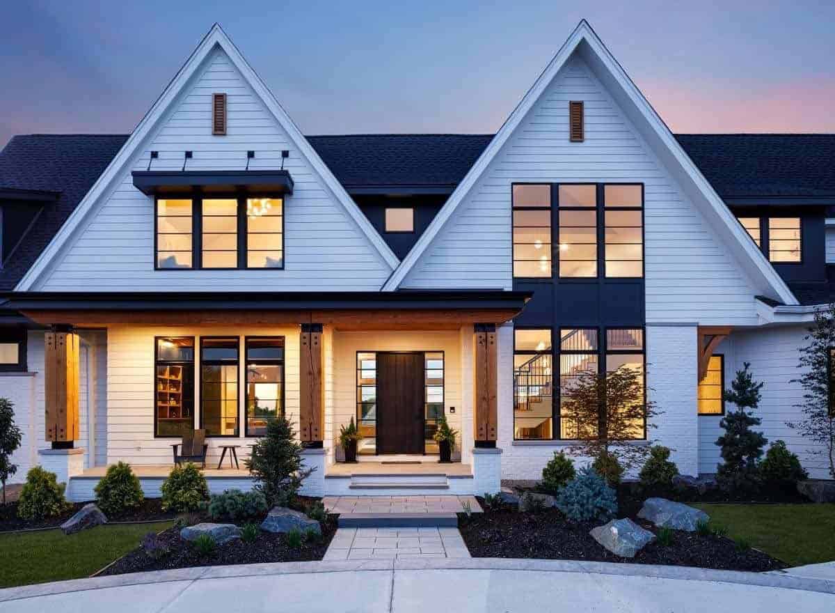 urban-farmhouse-style-home-exterior