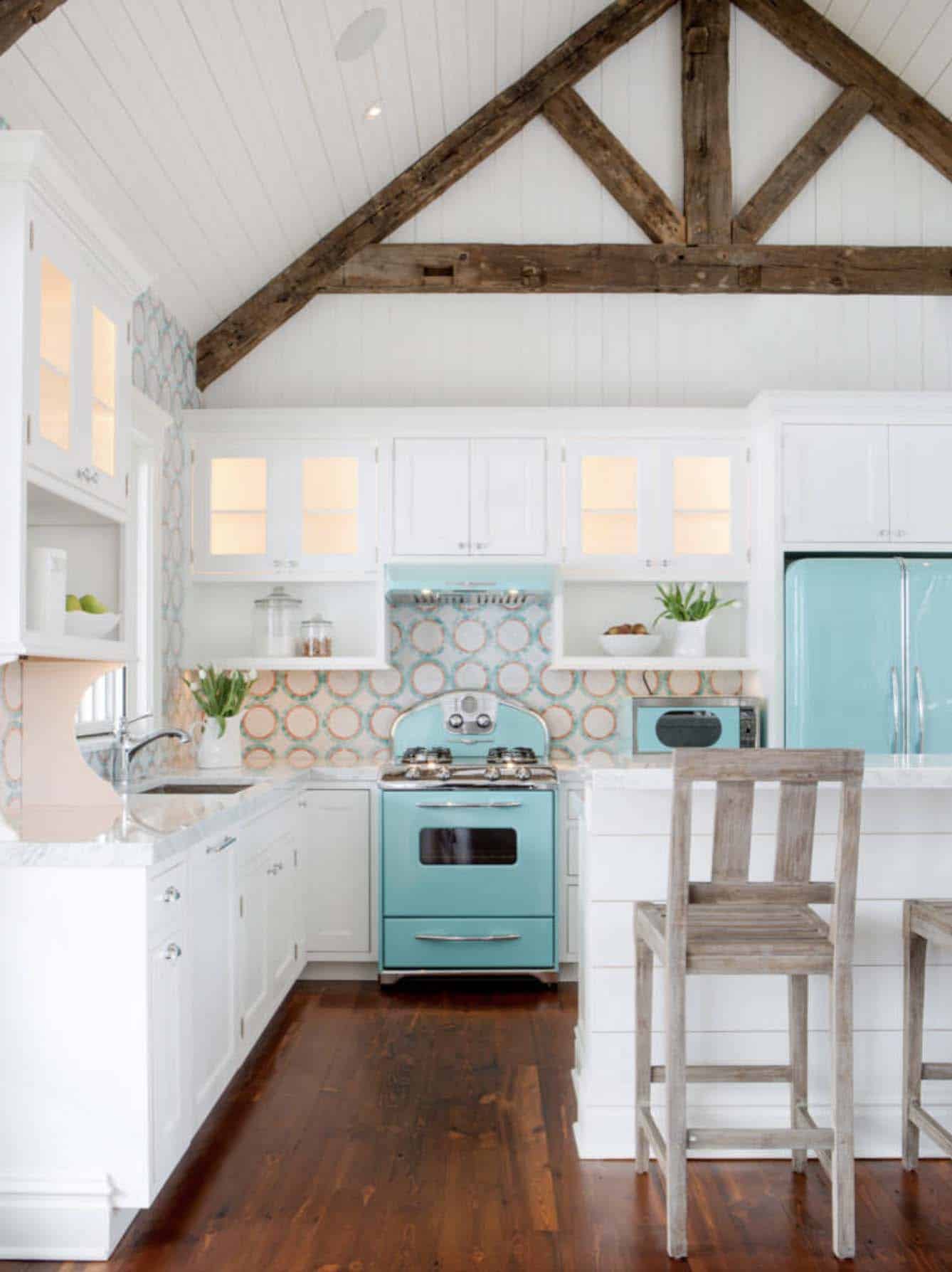 blue-and-white-kitchen