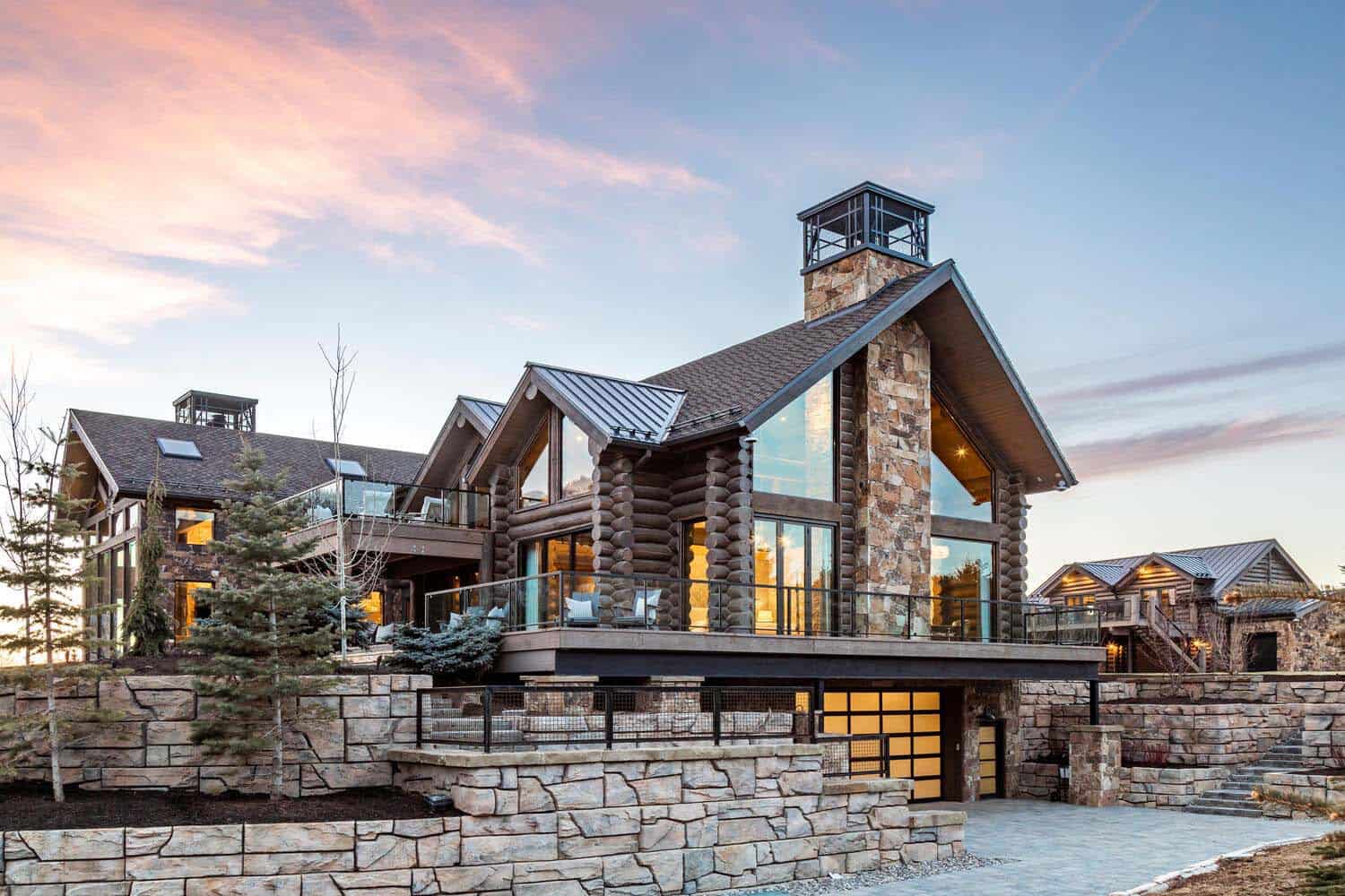 log-cabin-mountain-home-exterior