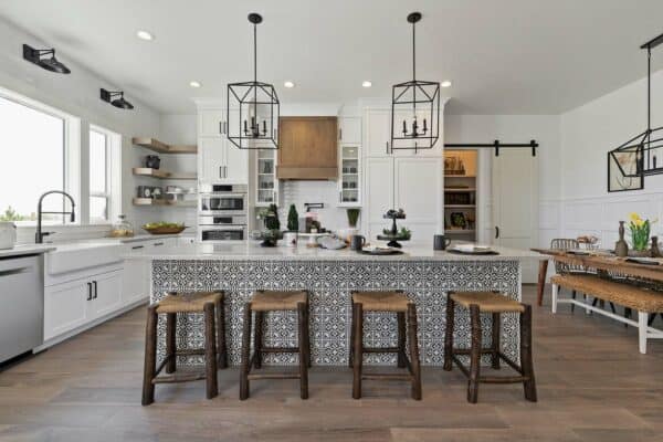 featured posts image for Tour this modern farmhouse home in Idaho with beautiful living spaces