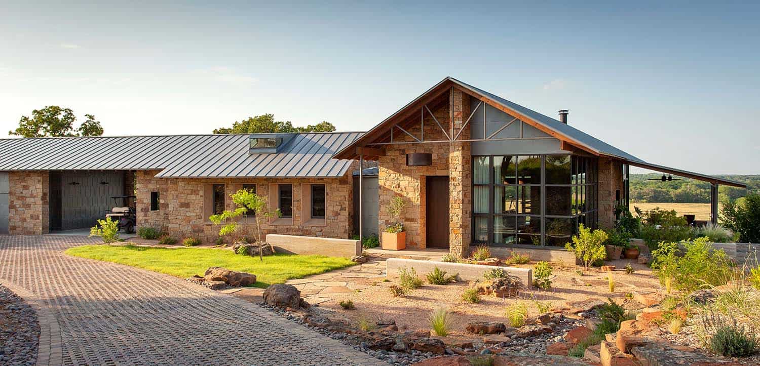 modern-ranch-house-exterior